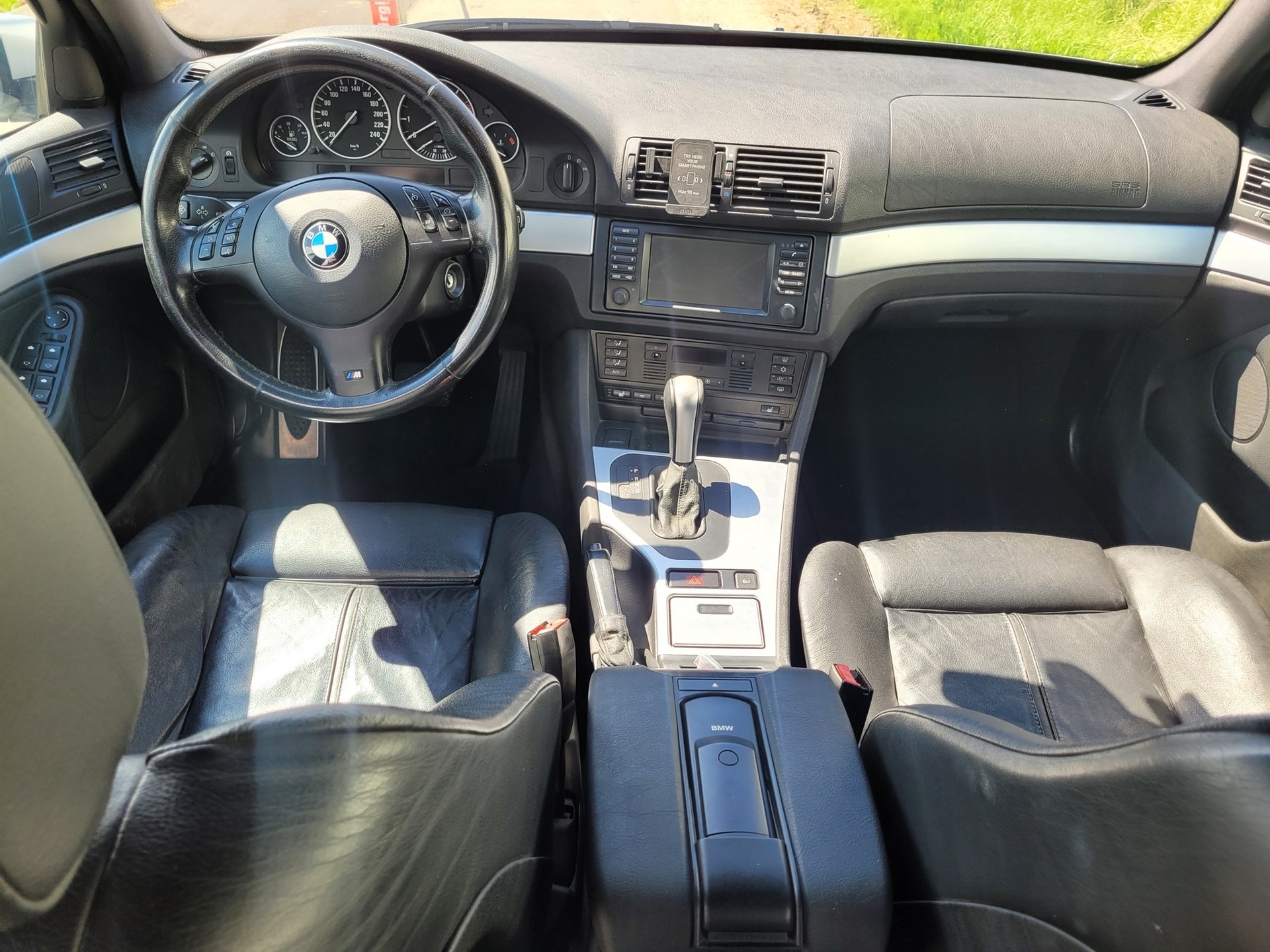 BMW 530d Touring-image-1