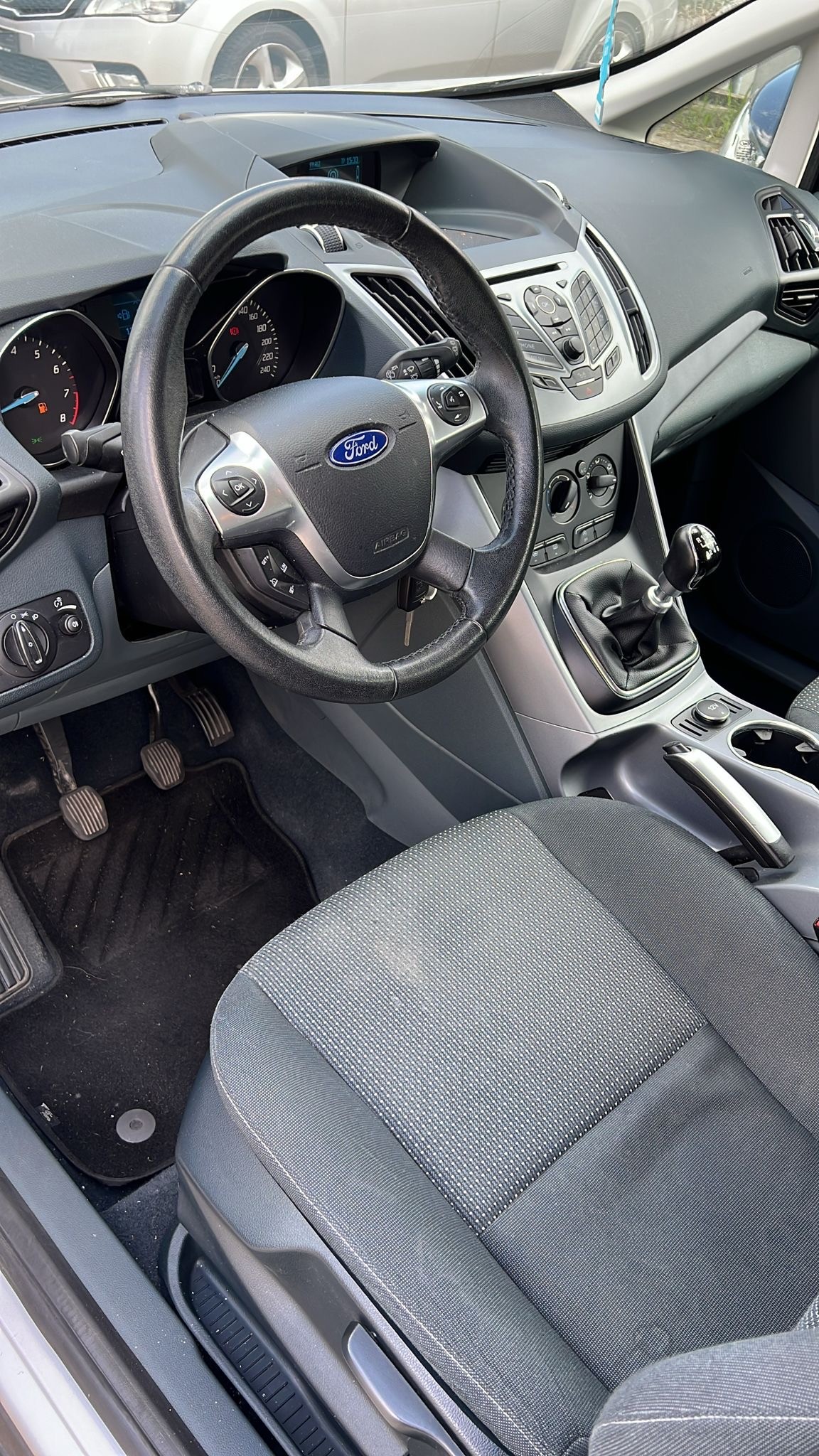 FORD C-Max 1.0 SCTi Winner-image-2