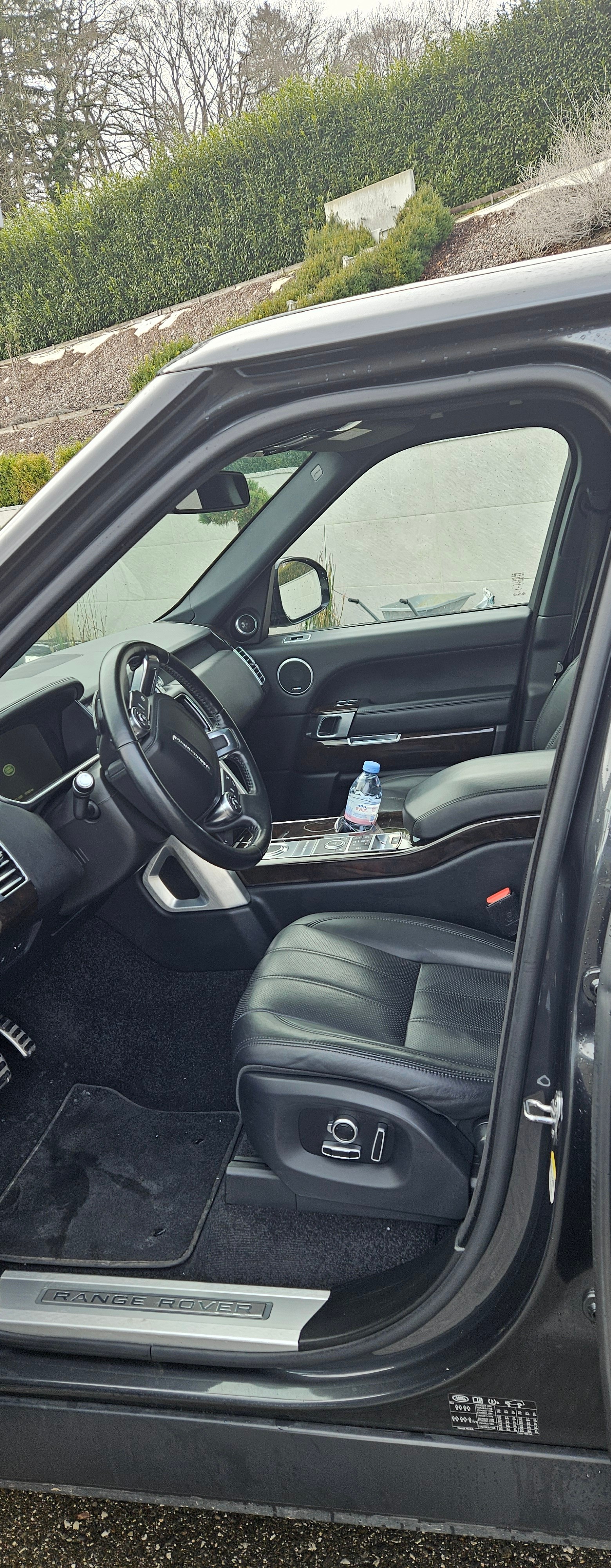 LAND ROVER Range Rover 4.4 SDV8 Vogue Automatic-image-5
