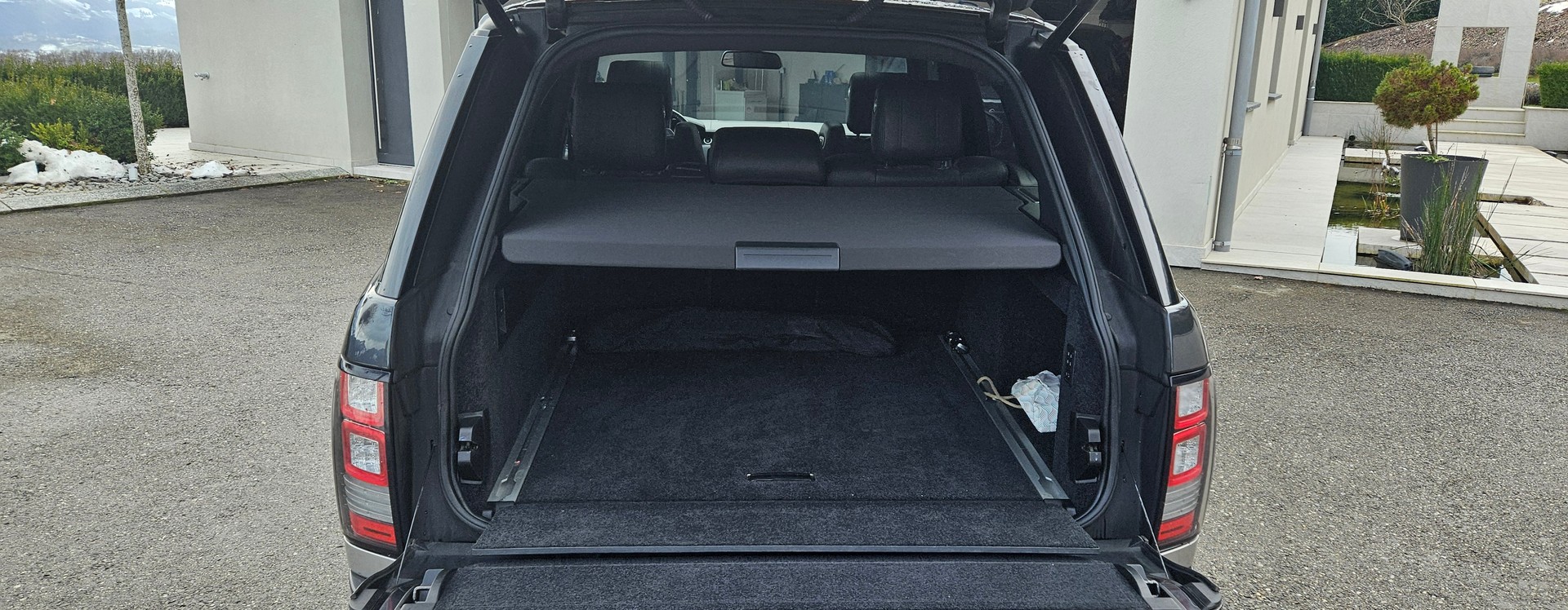 LAND ROVER Range Rover 4.4 SDV8 Vogue Automatic-image-7