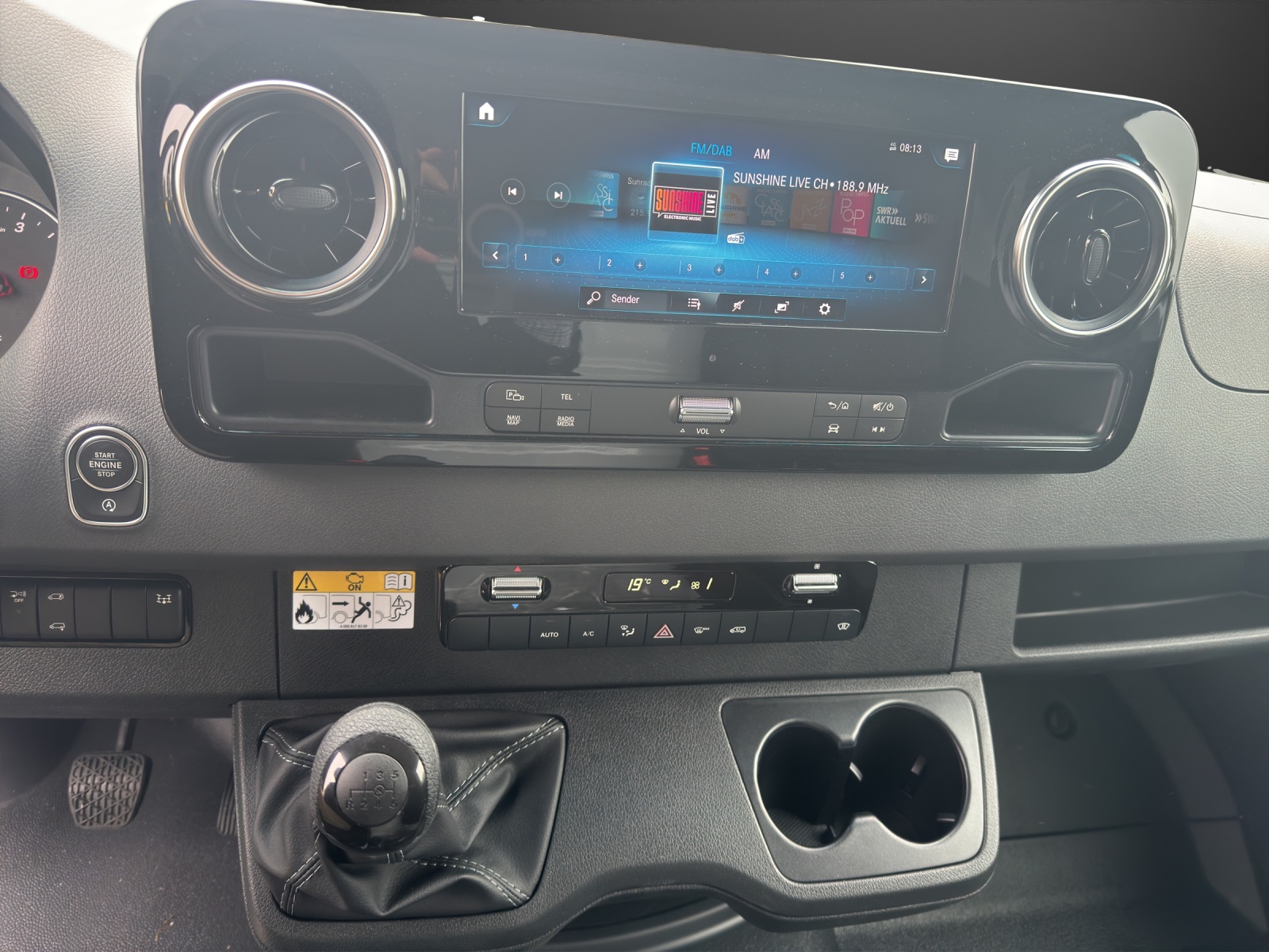 MERCEDES-BENZ Sprinter 317 CDI Standard-image-17