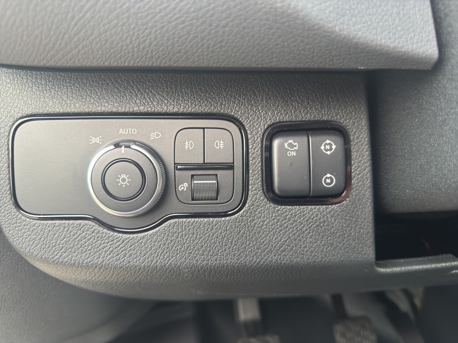 MERCEDES-BENZ Sprinter 317 CDI Standard-image-15