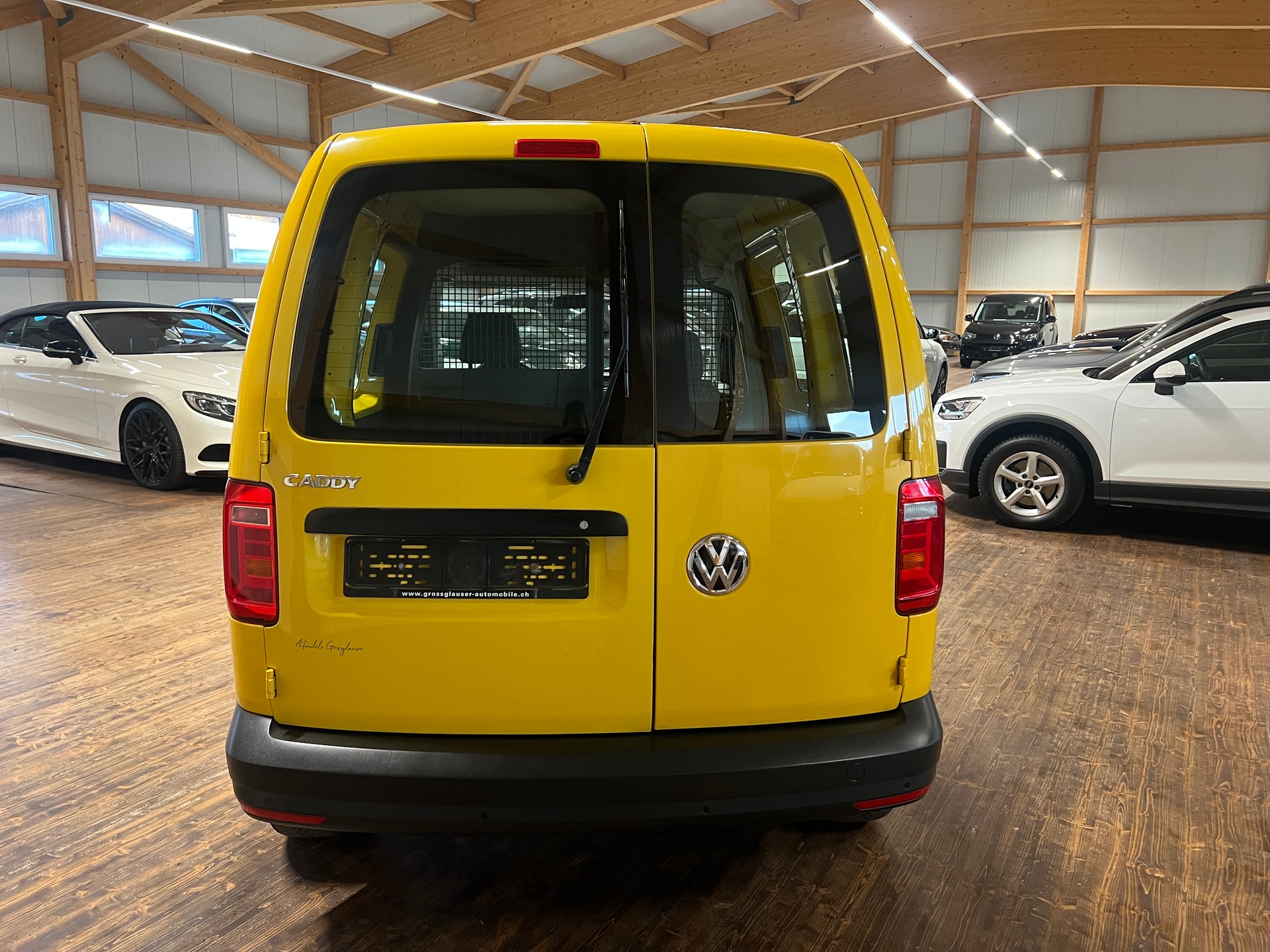 VW Caddy 2.0TDI BlueMotion Technology-image-5