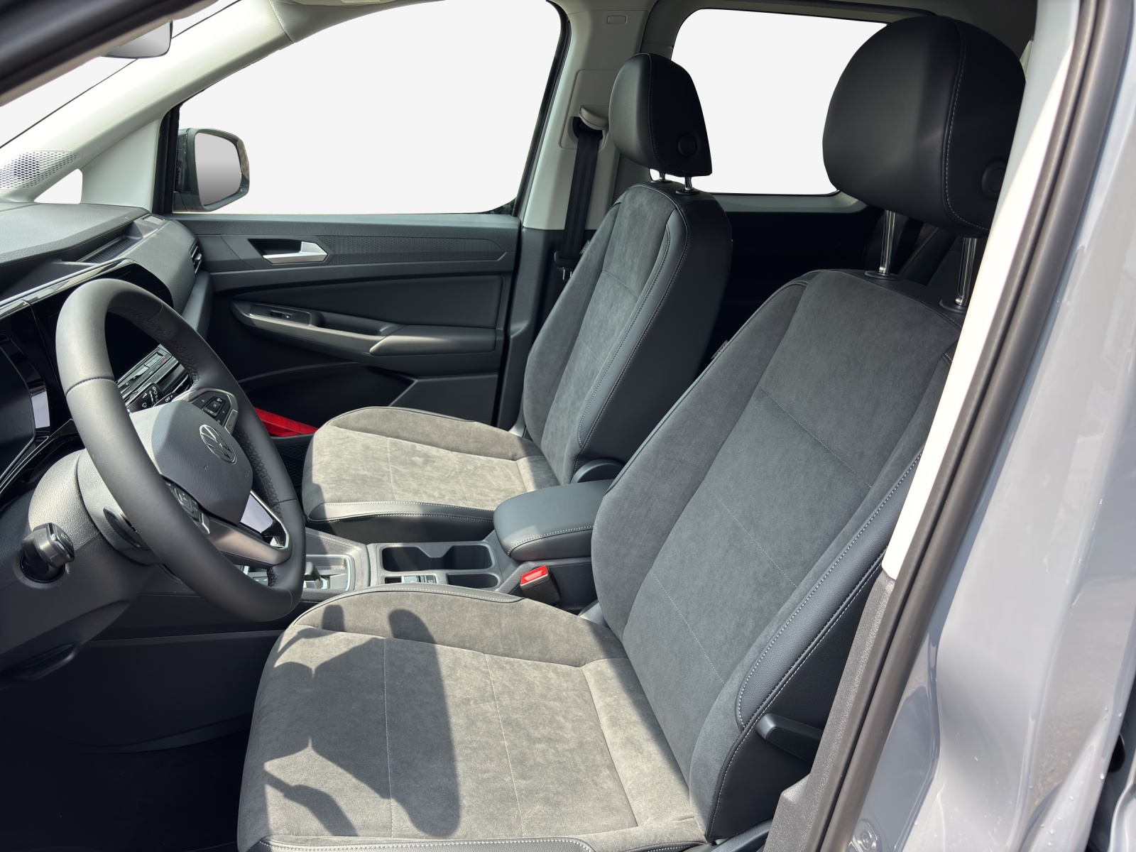 VW Caddy 1.5 TSI Style DSG-image-7
