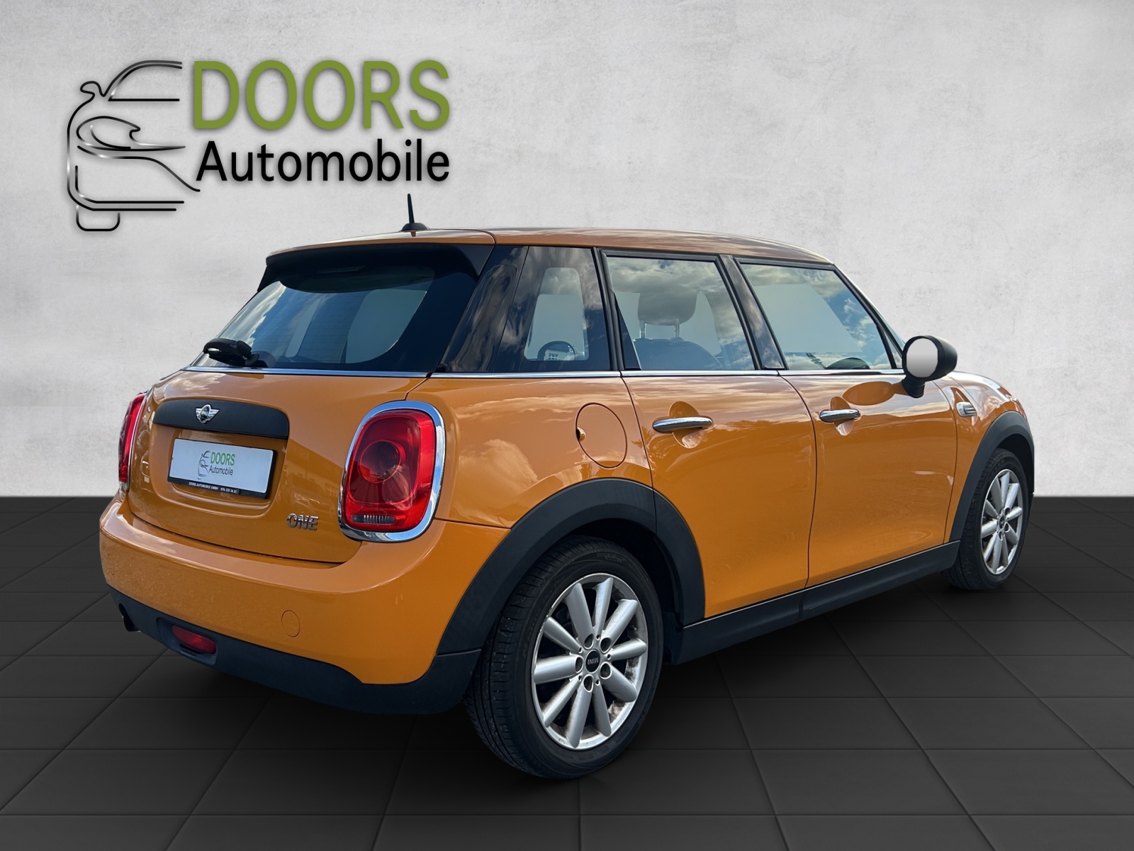 MINI One-image-3