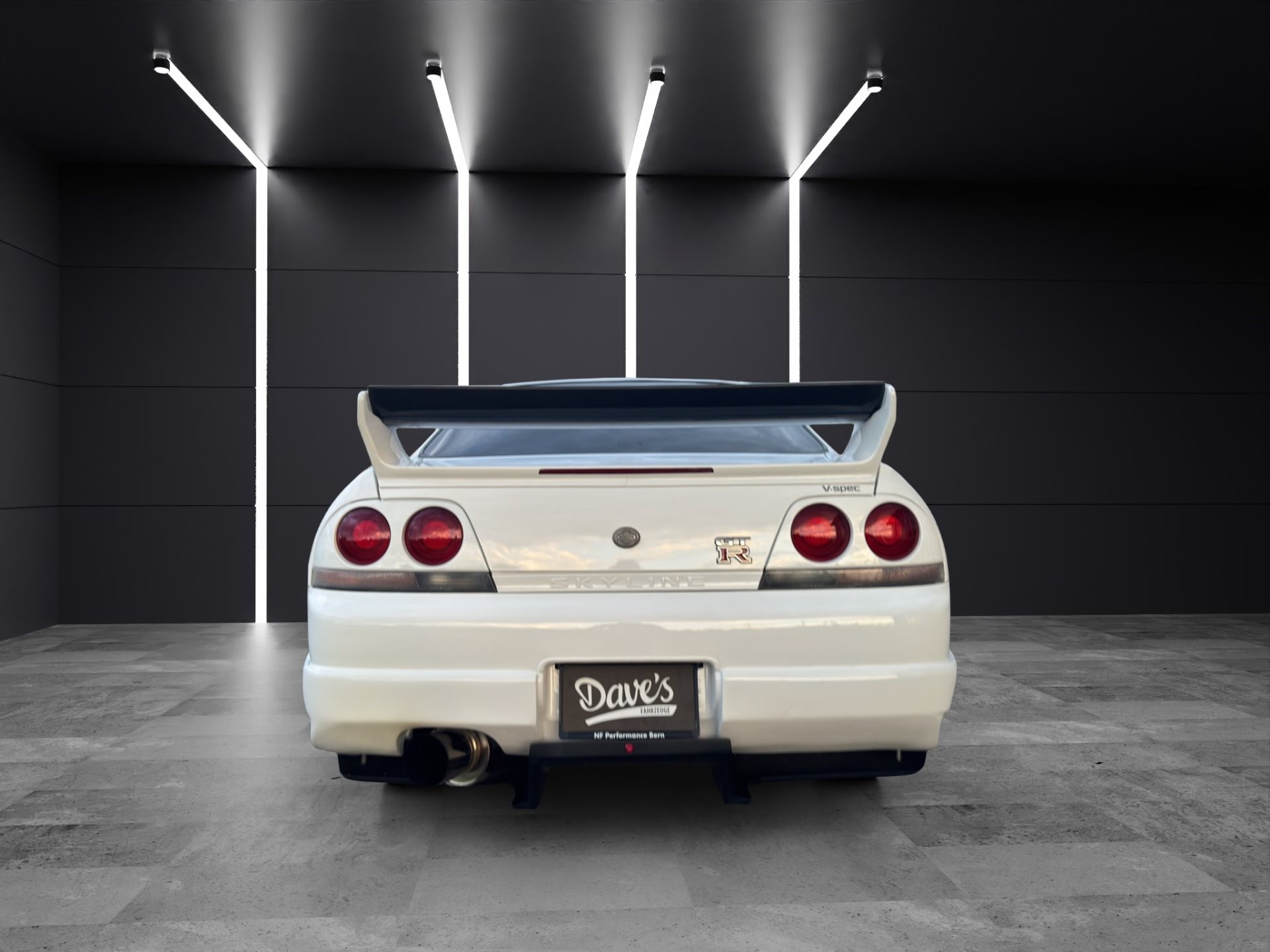 NISSAN Skyline GT-R33 V-SPEC-image-4