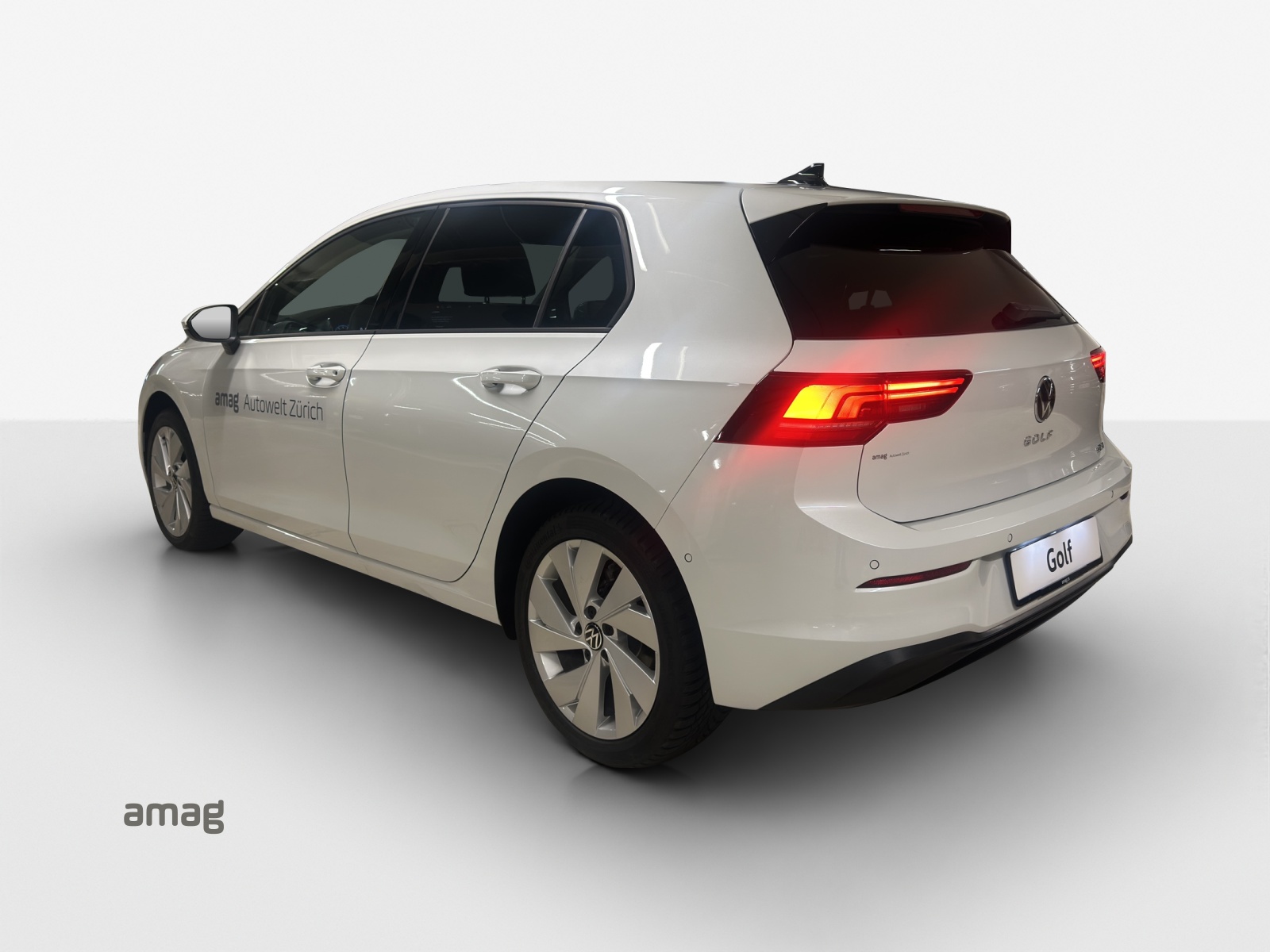 VW Golf 1.5 e TSI mHEV United DSG-image-2