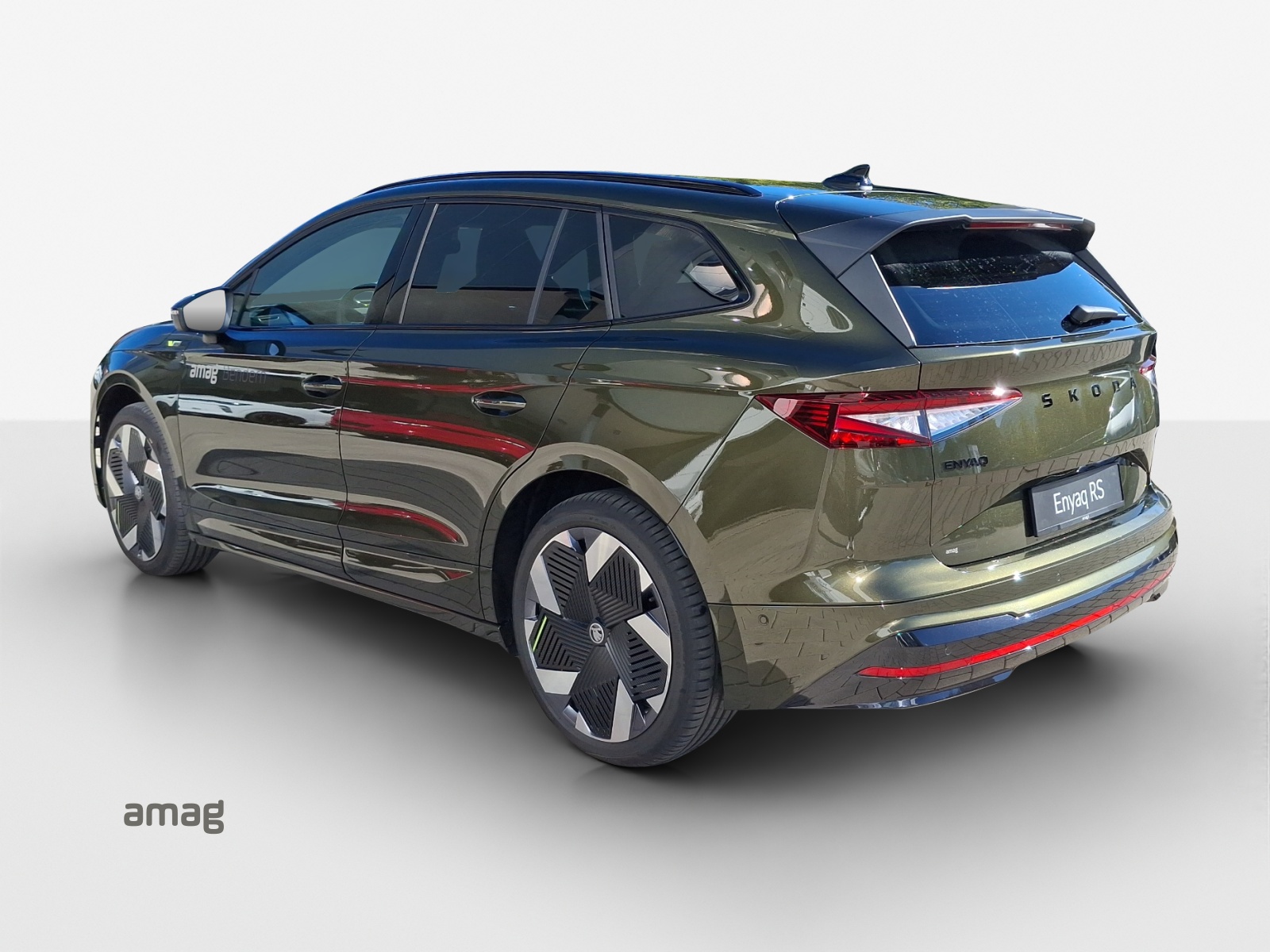 SKODA Enyaq 4x4 RS-image-2