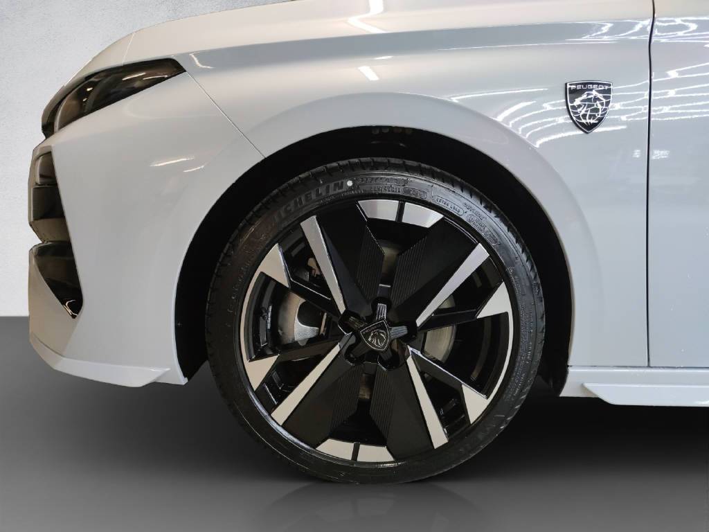 PEUGEOT 308 SW 1.6 PHEV 195 GT-image-6