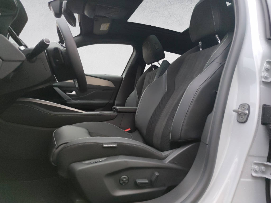 PEUGEOT 308 SW 1.6 PHEV 195 GT-image-9