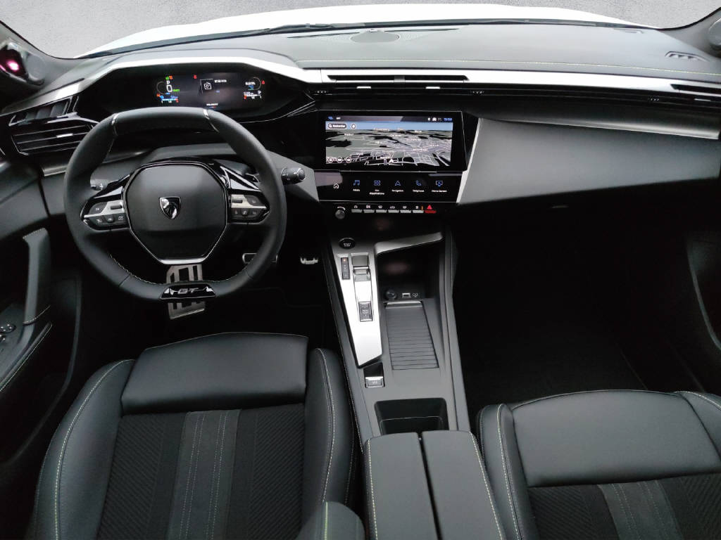 PEUGEOT 308 SW 1.6 PHEV 195 GT-image-13
