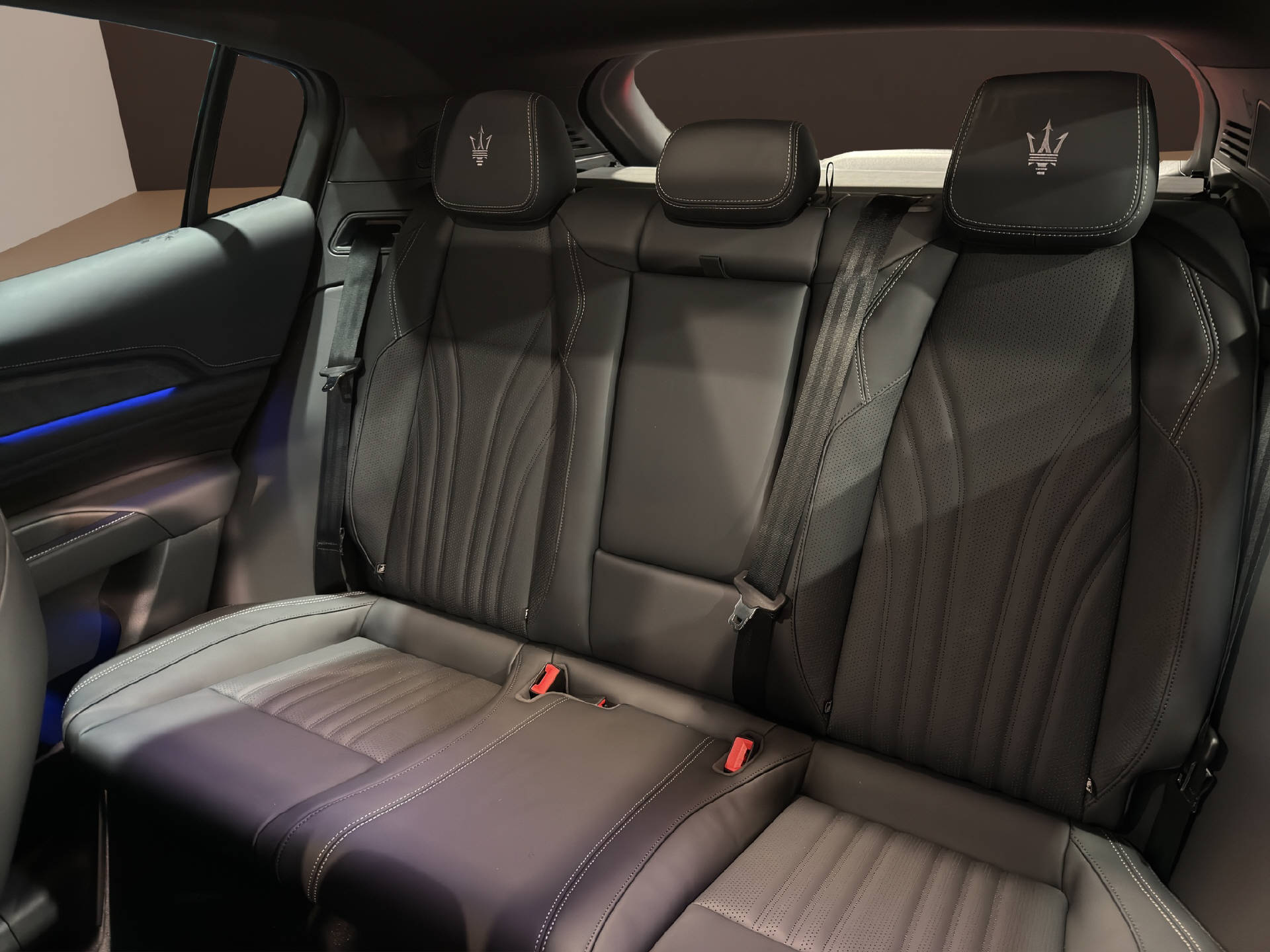 MASERATI Grecale Folgore-image-11