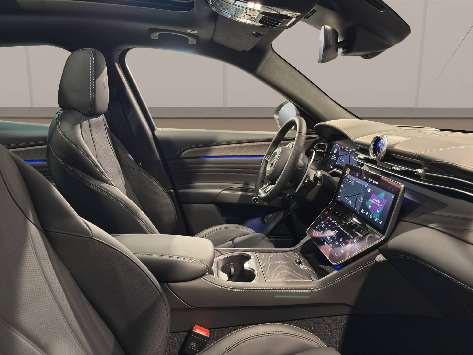 MASERATI Grecale Folgore-image-15