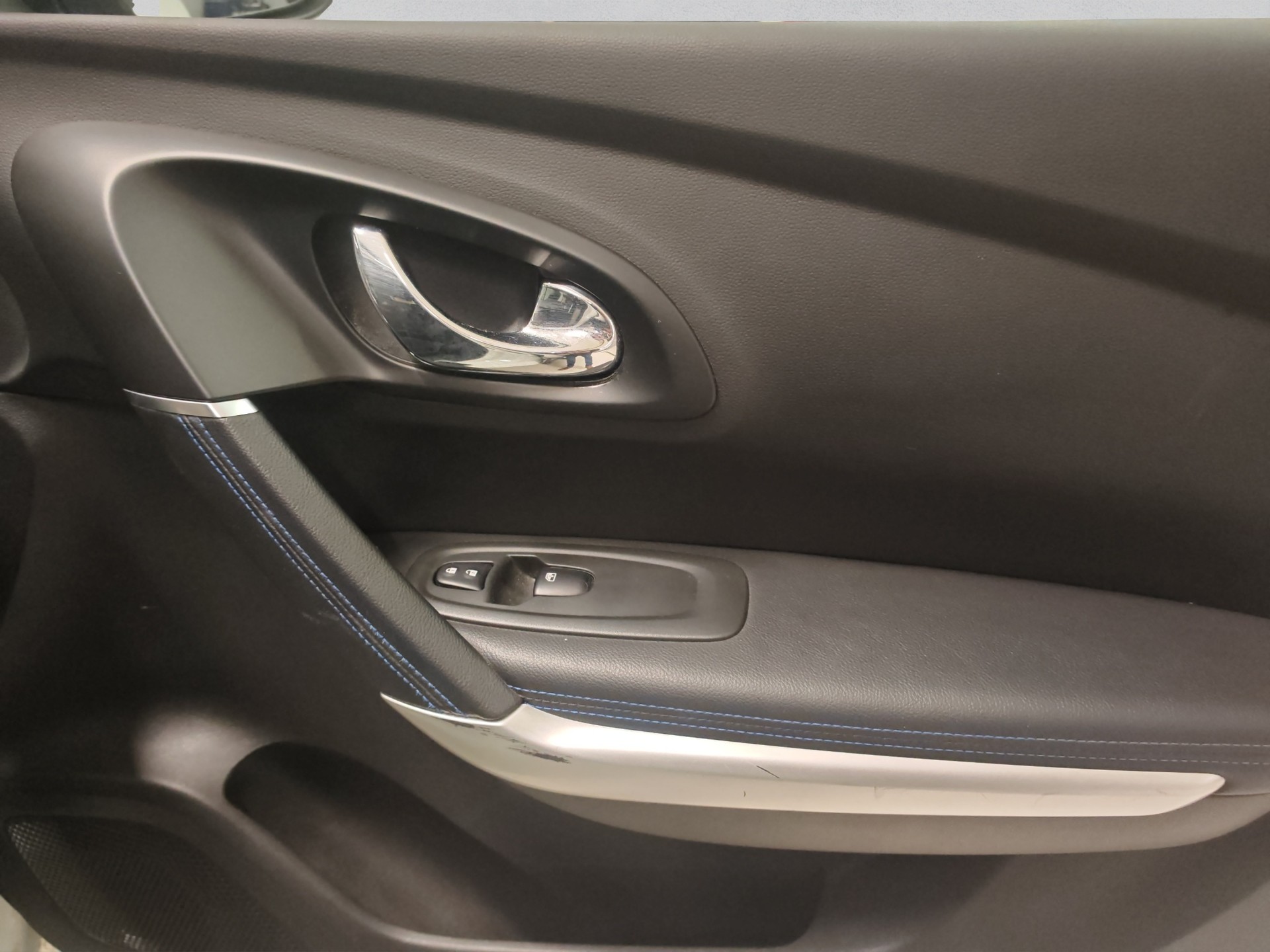 RENAULT Kadjar 1.6 dCi Intens 4x4-image-22