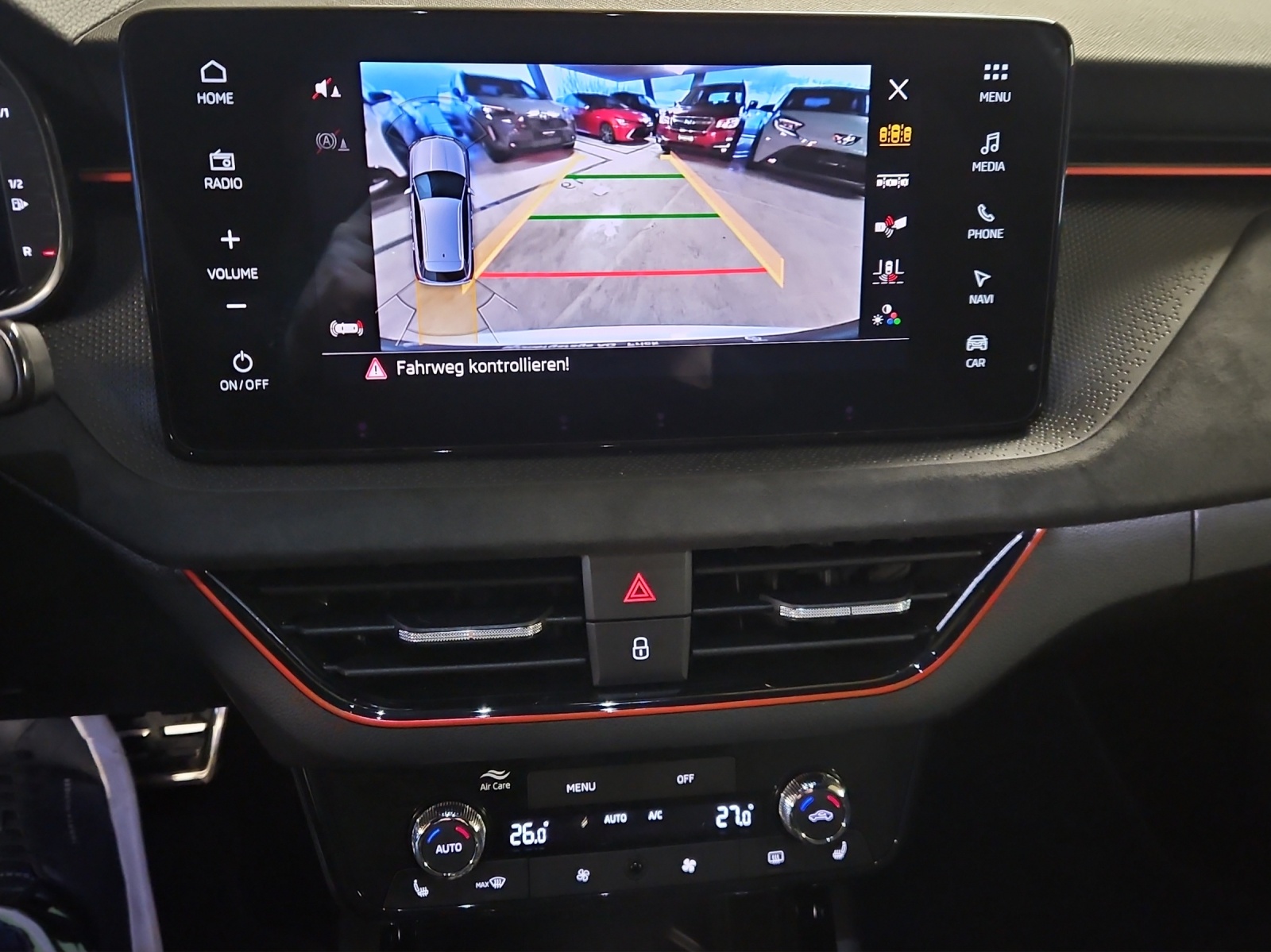 SKODA Kamiq 1.0 TSI Dynamic DSG-image-14