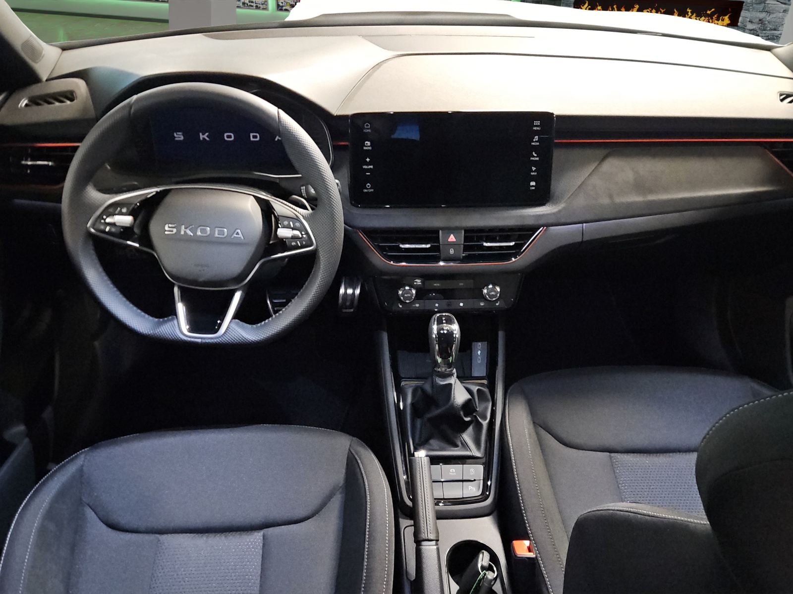 SKODA Kamiq 1.0 TSI Dynamic DSG-image-7
