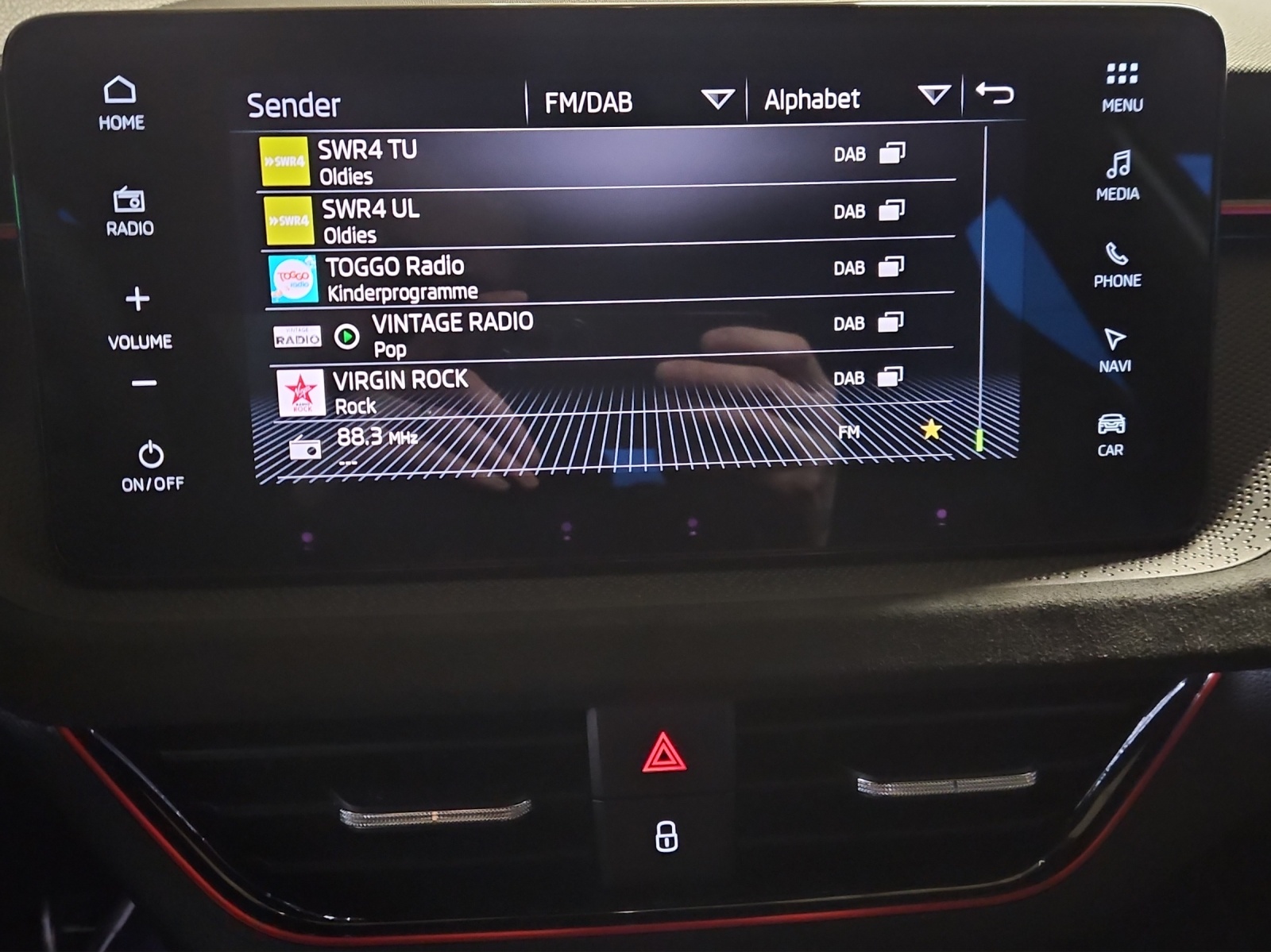 SKODA Kamiq 1.0 TSI Dynamic DSG-image-19
