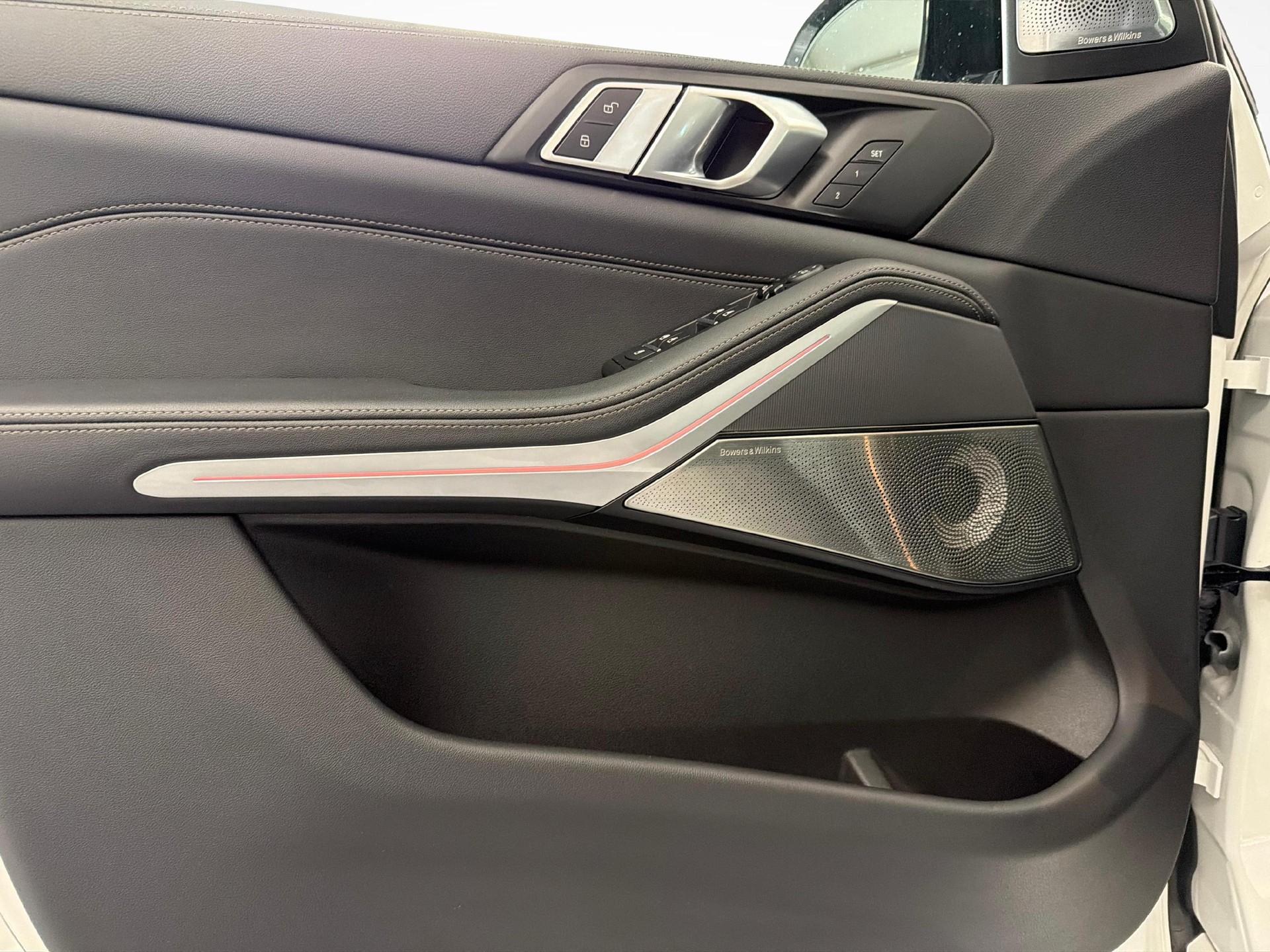BMW X5 30d xDrive M-Sport-image-17