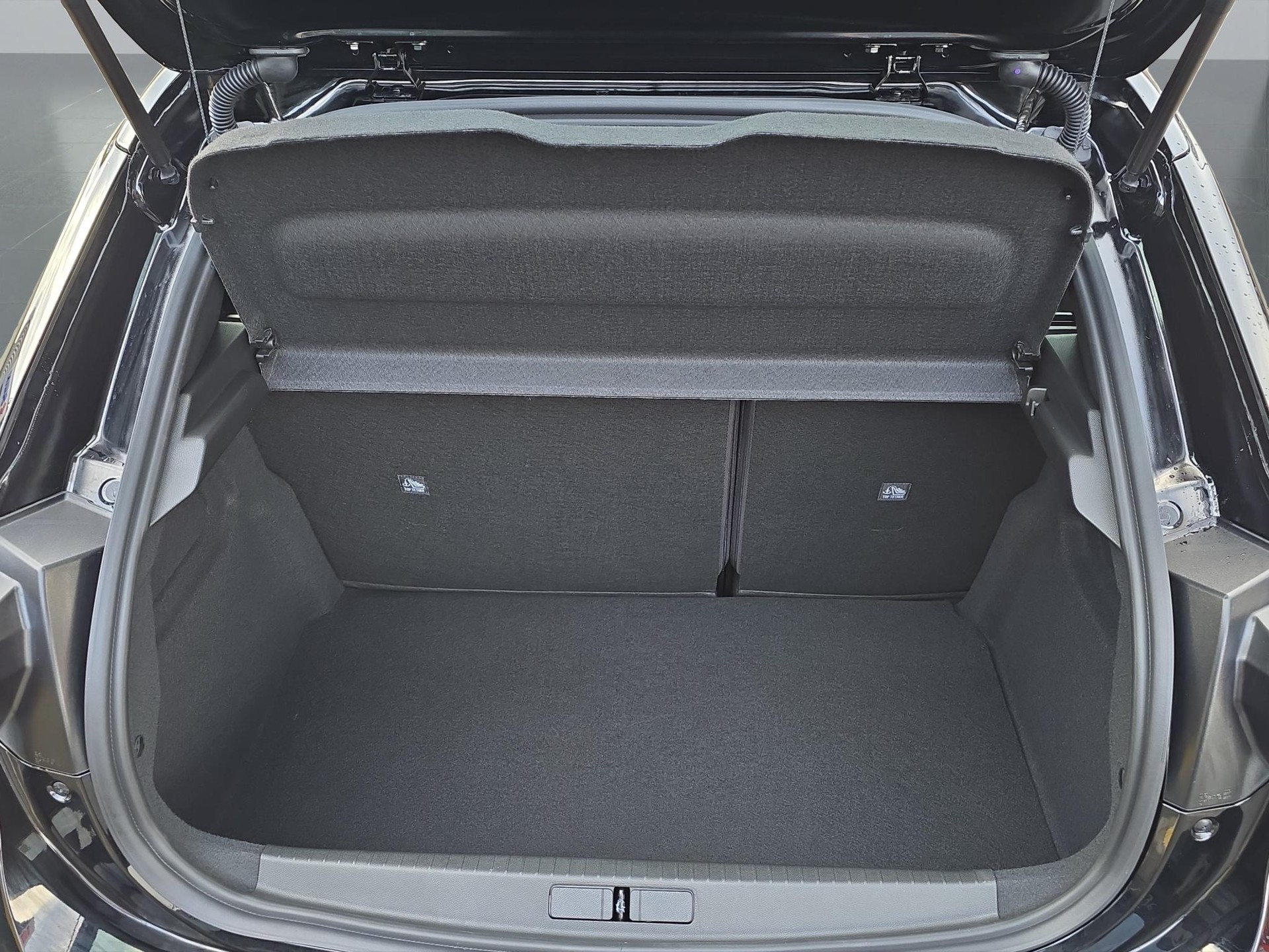 OPEL Corsa 1.2 T Hybrid Viva-image-18