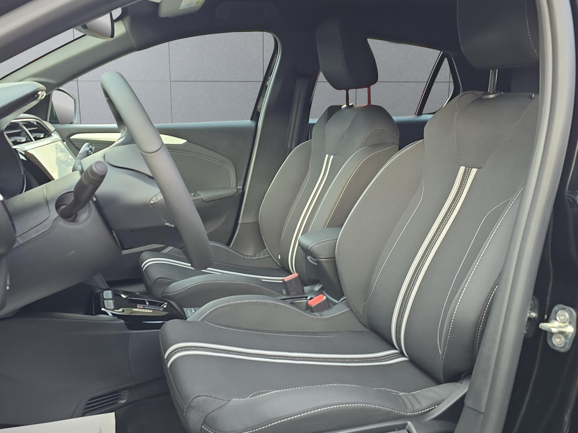 OPEL Corsa 1.2 T Hybrid Viva-image-19