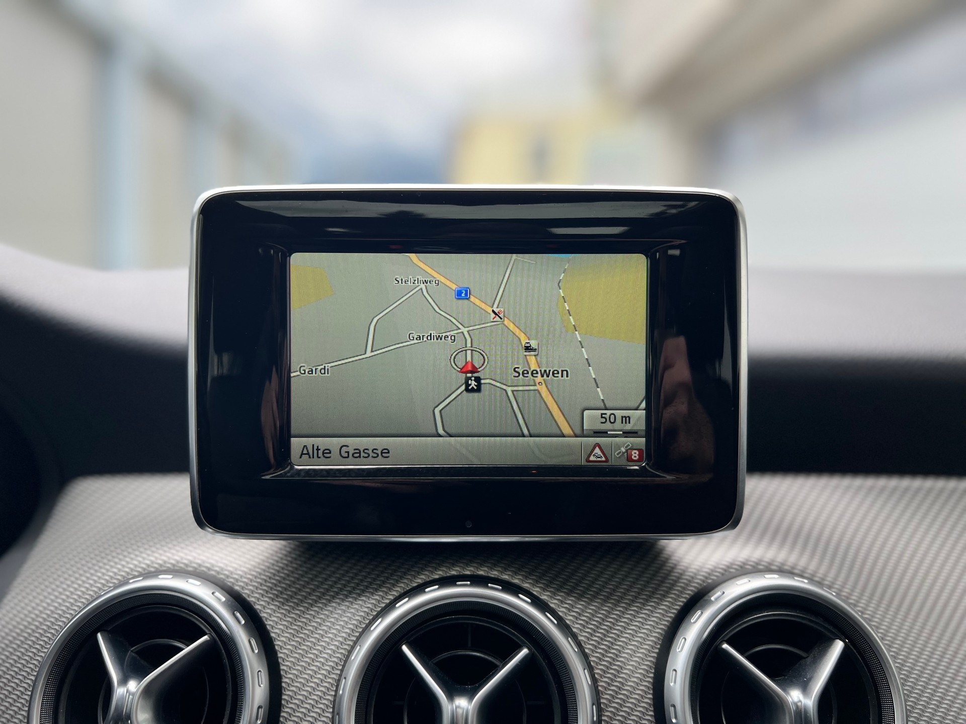 MERCEDES-BENZ GLA 200 CDI Swiss Star Edition 4Matic 7G-DCT-image-14