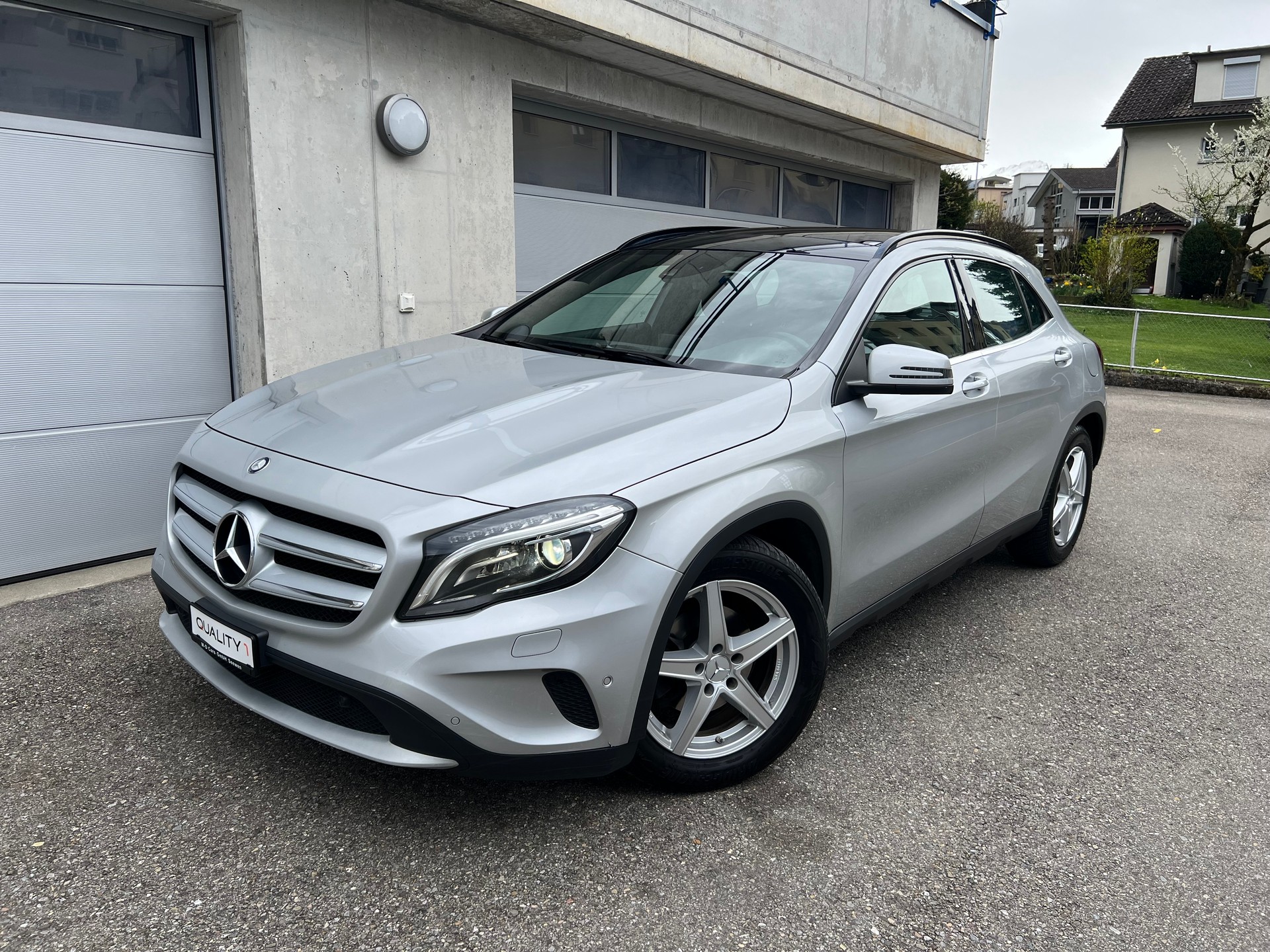 MERCEDES-BENZ GLA 200 CDI Swiss Star Edition 4Matic 7G-DCT-image-0