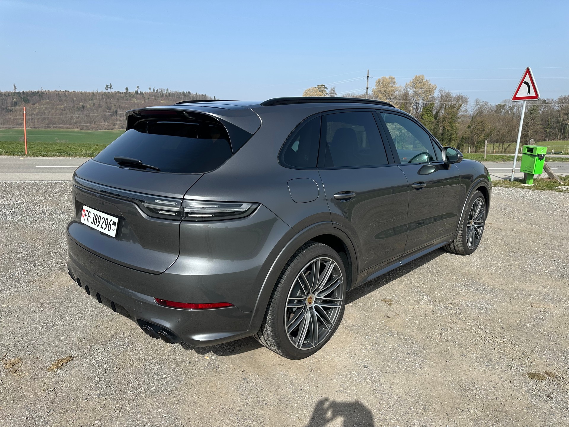 PORSCHE Cayenne GTS Full Options-image-5