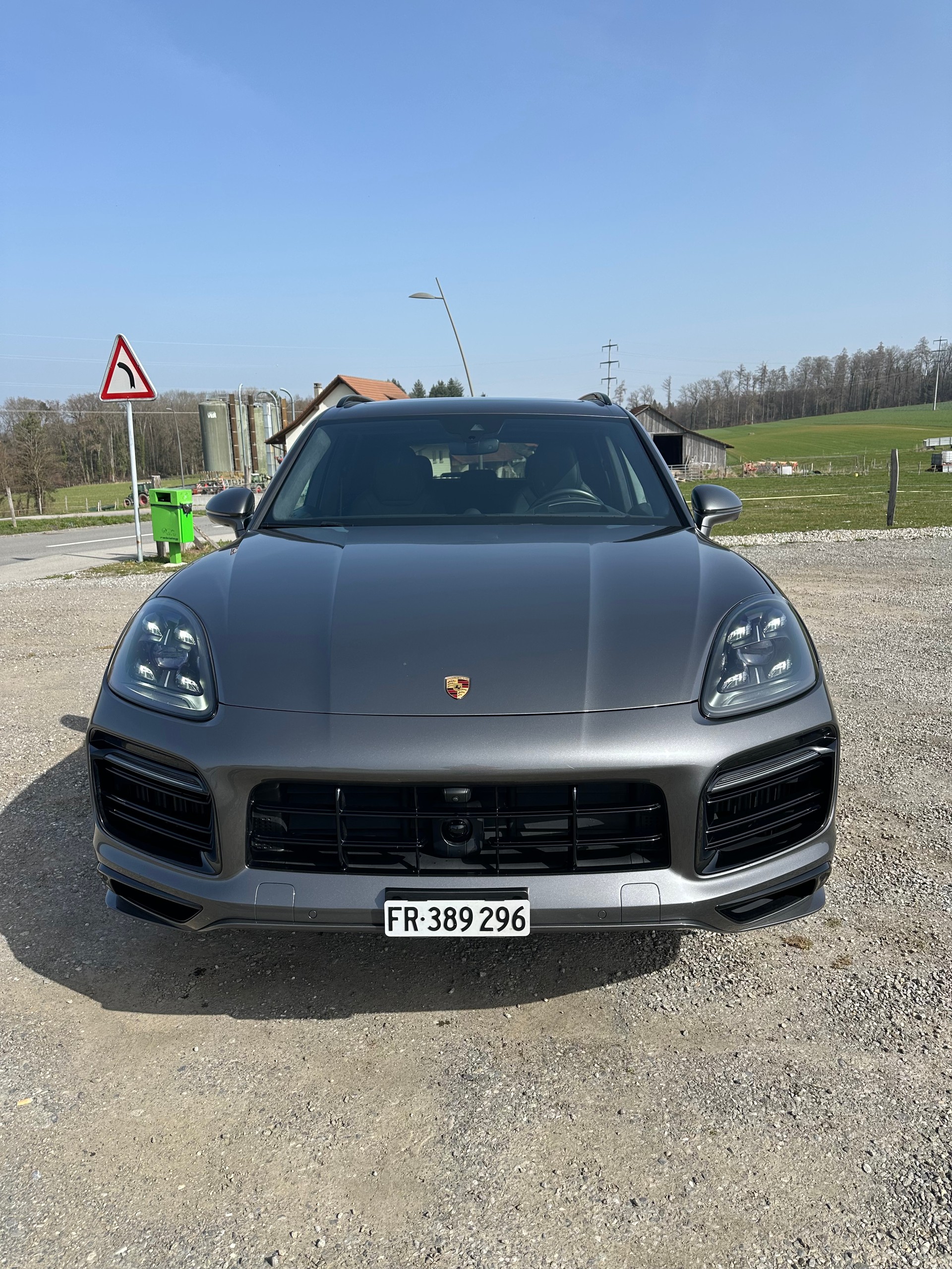 PORSCHE Cayenne GTS Full Options-image-1