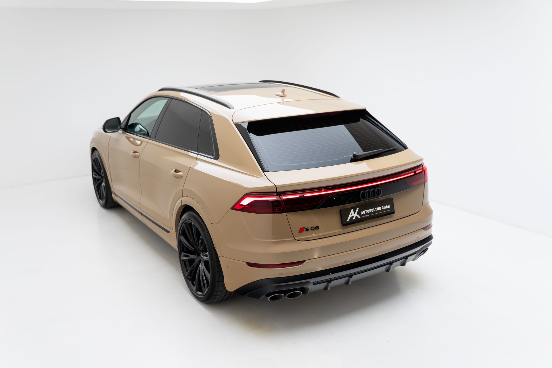 AUDI SQ8 SUV TFSI quattro tiptronic - AUDI Exclusive-image-15