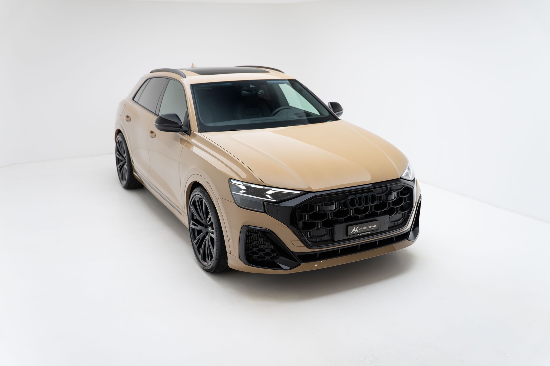 AUDI SQ8 SUV TFSI quattro tiptronic - AUDI Exclusive-showroom-element-2