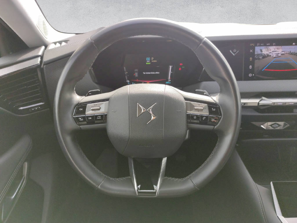 DS AUTOMOBILES DS4 1.6 E-Tense Trocadero-image-11