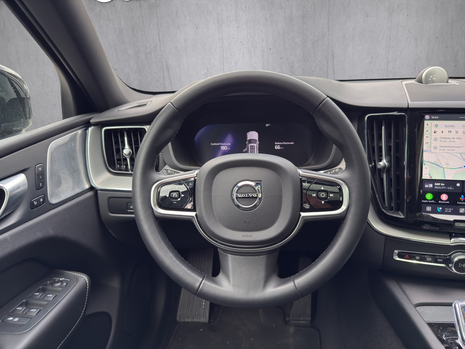 VOLVO XC60 T8 eAWD PluginHybrid Black Edition Geartronic-image-10