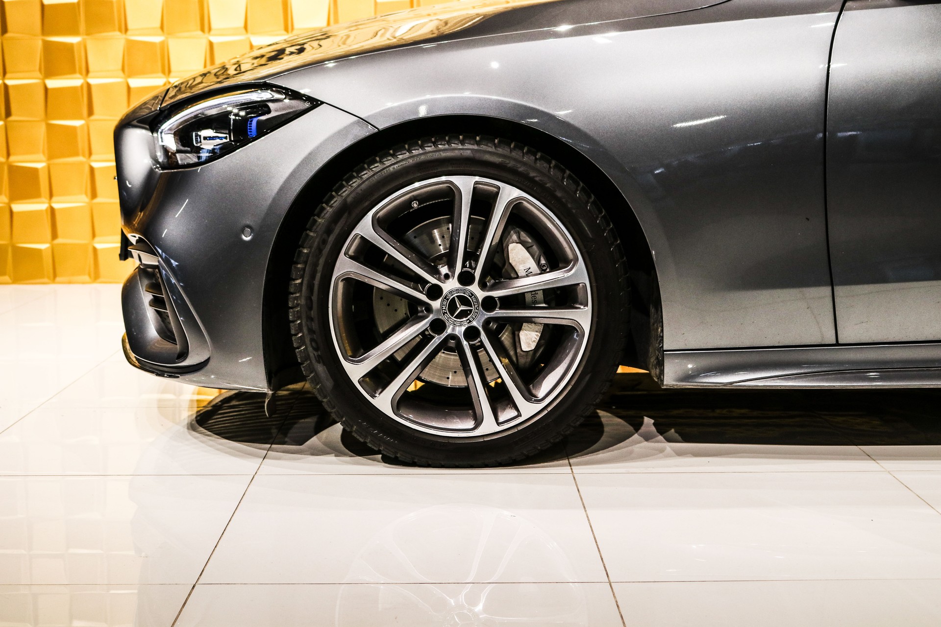 MERCEDES-BENZ C 200 T-Modell AMG Line-image-7
