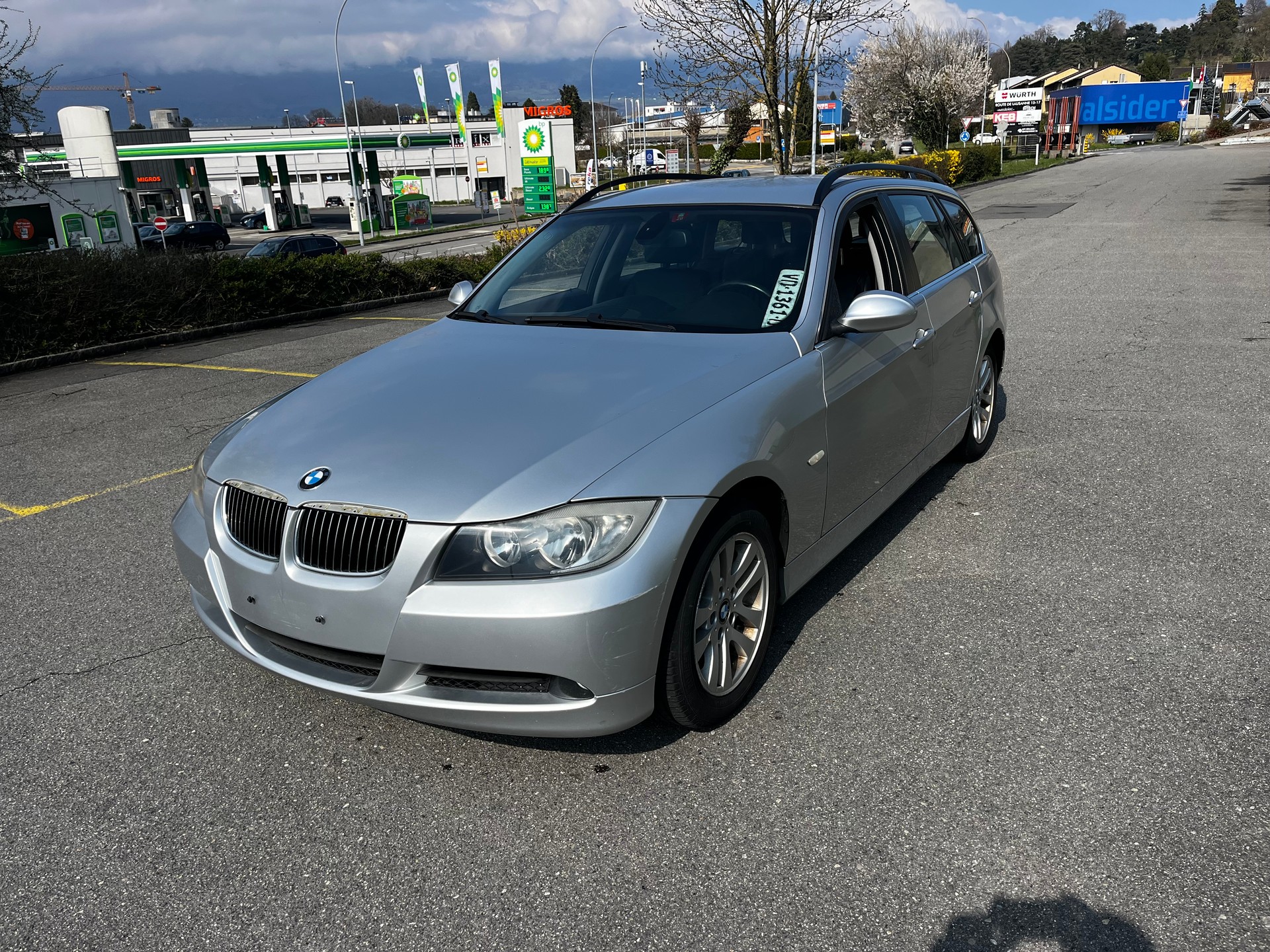 BMW 325i Touring Steptronic-image-3