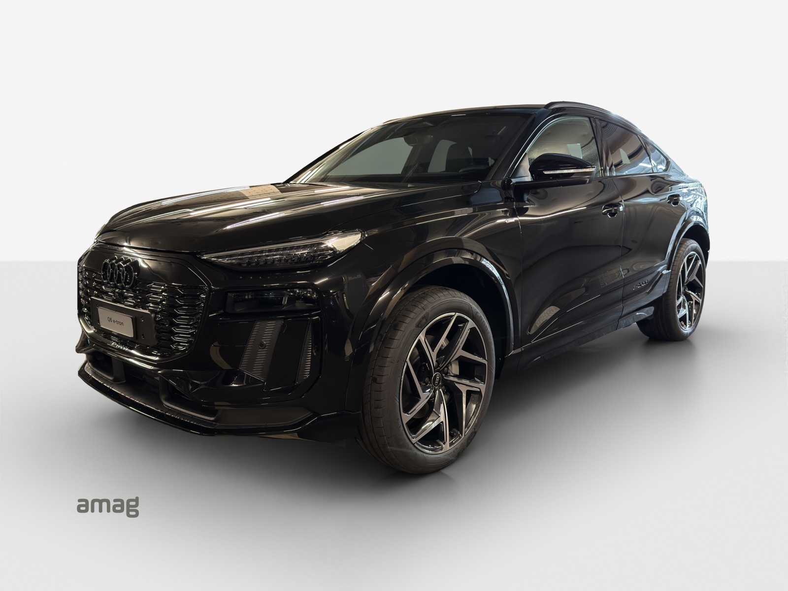 AUDI Q6 Sportback e-tron quattro-image-0