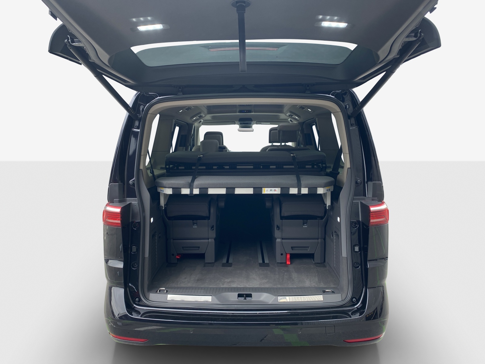 VW Multivan 2.0 TDI Style Liberty DSG Lang-image-12