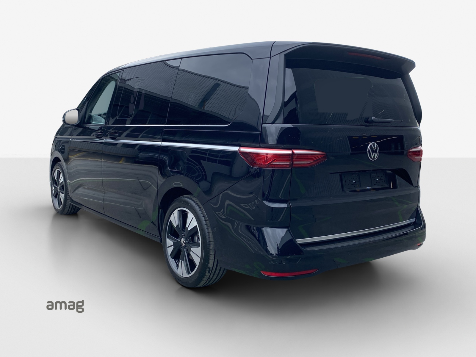 VW Multivan 2.0 TDI Style Liberty DSG Lang-image-2