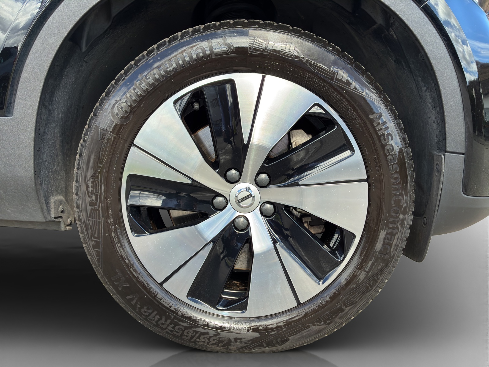 VOLVO XC40 T4 PHEV Essential DCT-image-16