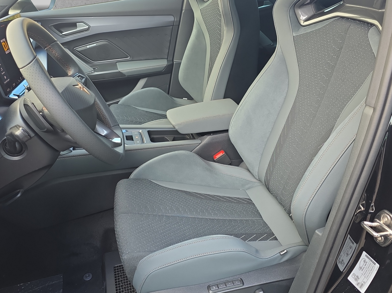 CUPRA Formentor 2.5TSI VZ5 Prime Edition 4Drive DSG-image-8