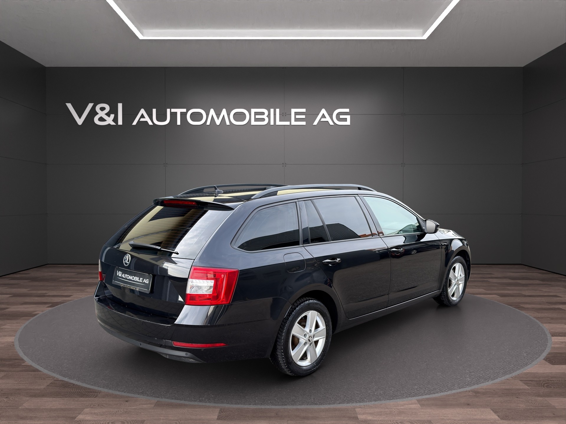 SKODA Octavia Combi 2.0 TSI Ambition 4x4 DSG-image-4