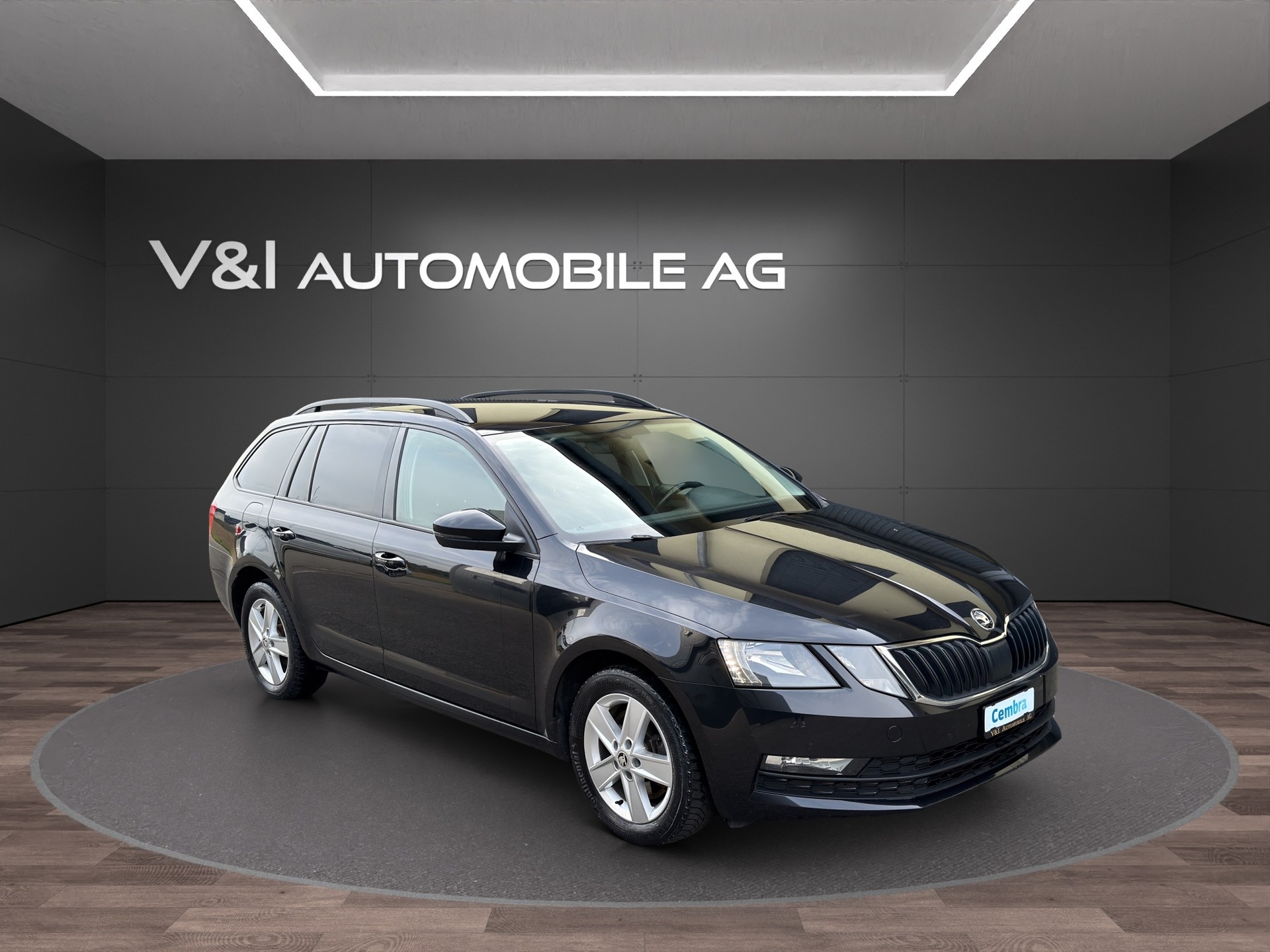 SKODA Octavia Combi 2.0 TSI Ambition 4x4 DSG-image-1