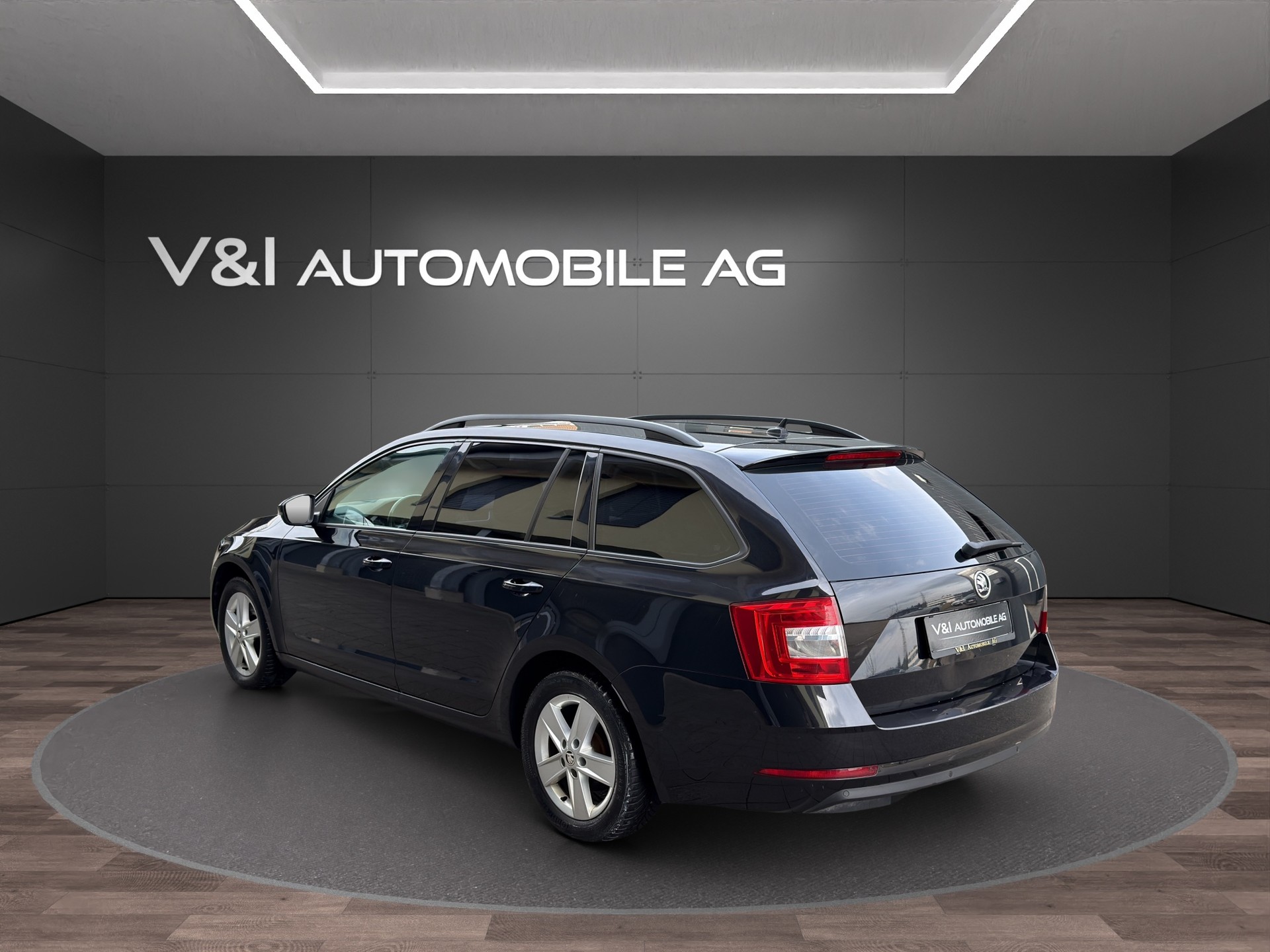SKODA Octavia Combi 2.0 TSI Ambition 4x4 DSG-image-3