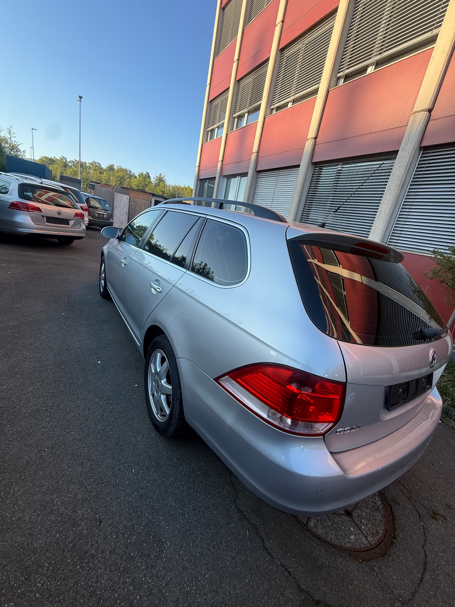 VW Golf Variant 1.4 TSI Value DSG-image-3