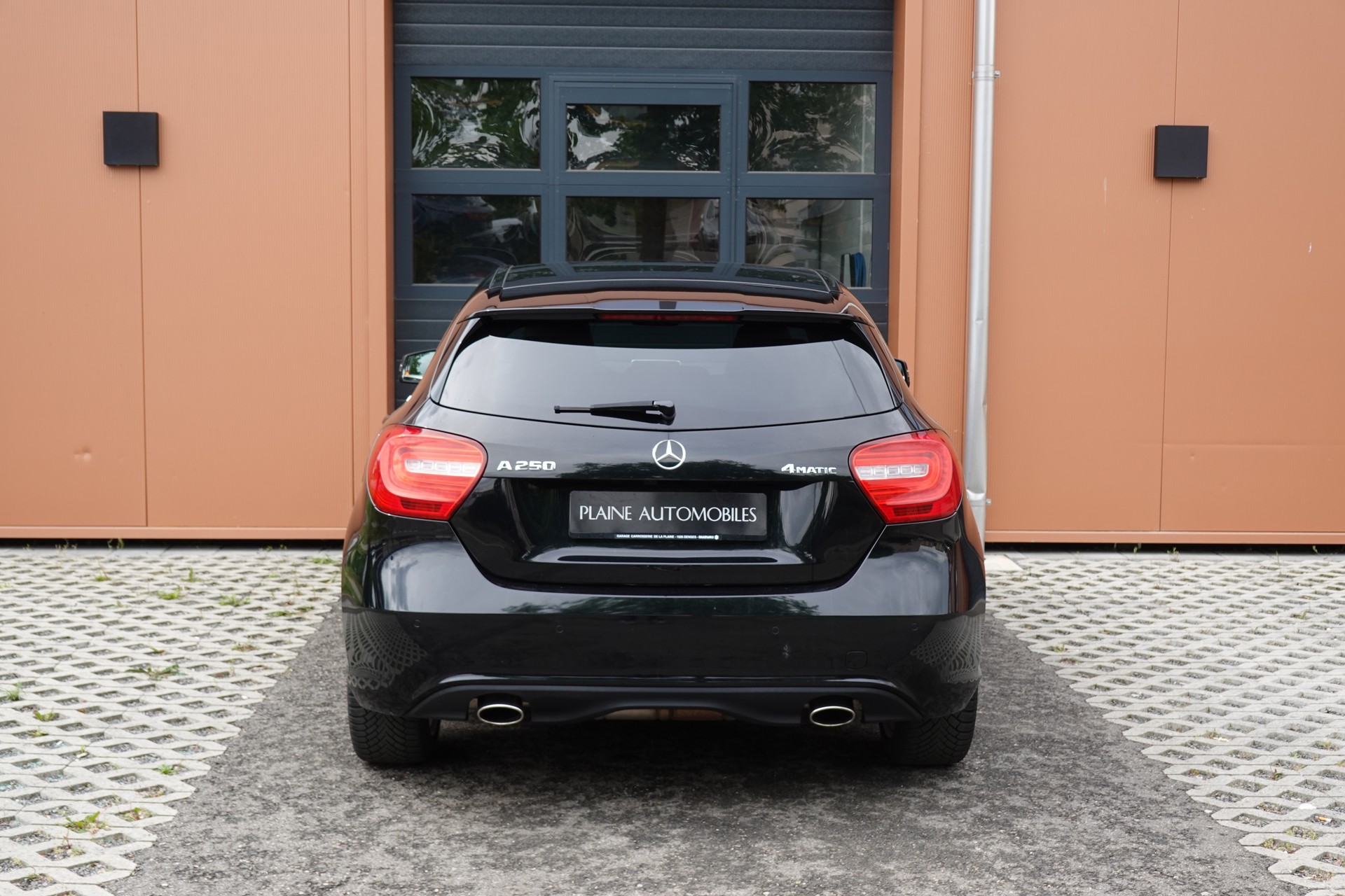 MERCEDES-BENZ A 250 4Matic - "Tempomat* Sièges chauffantes * jantes 18 * intérieur cuir * Camera recul * Capteur avant"-image-8