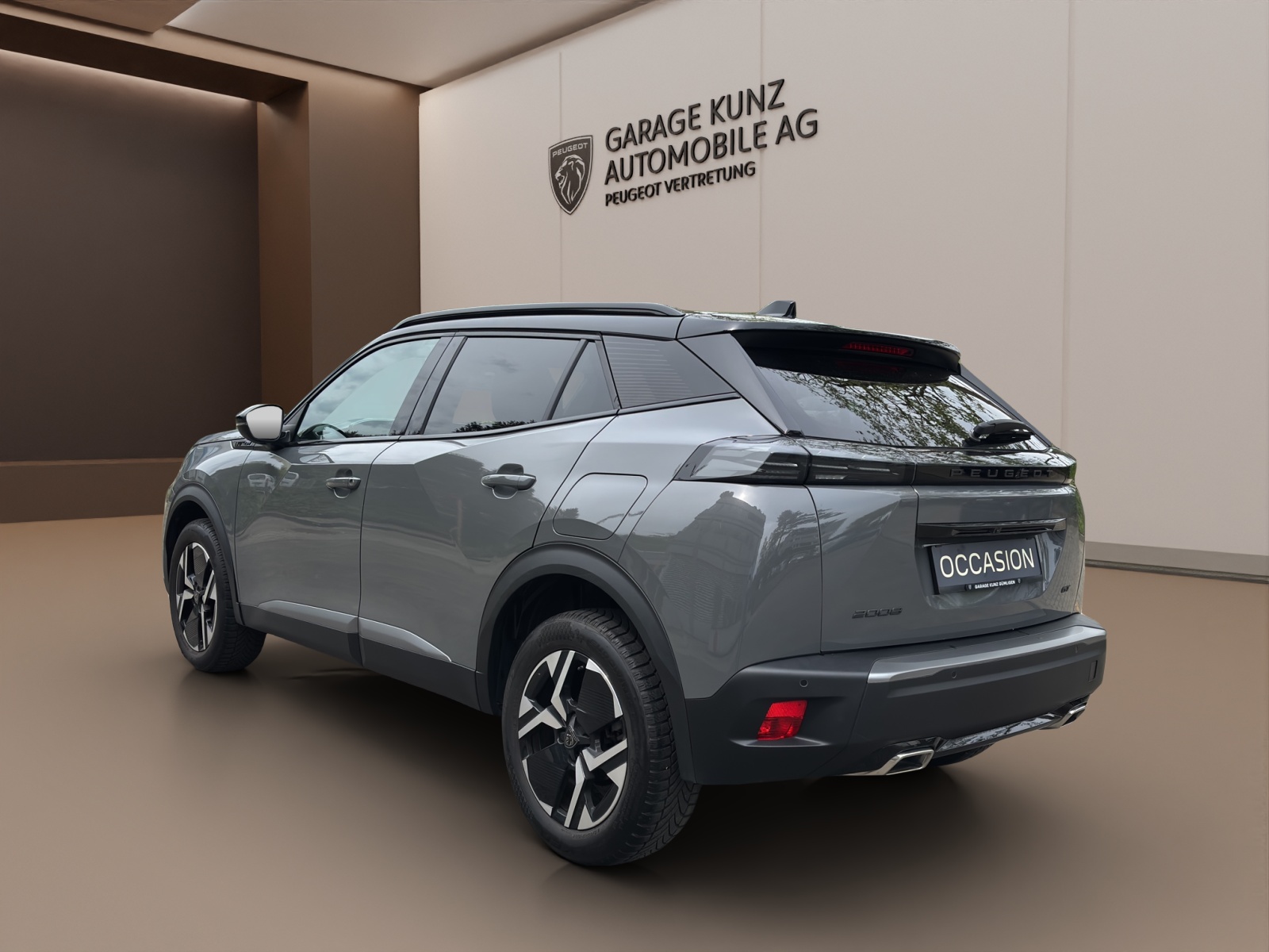 PEUGEOT 2008 1.2 PureTech GT-showroom-element-2