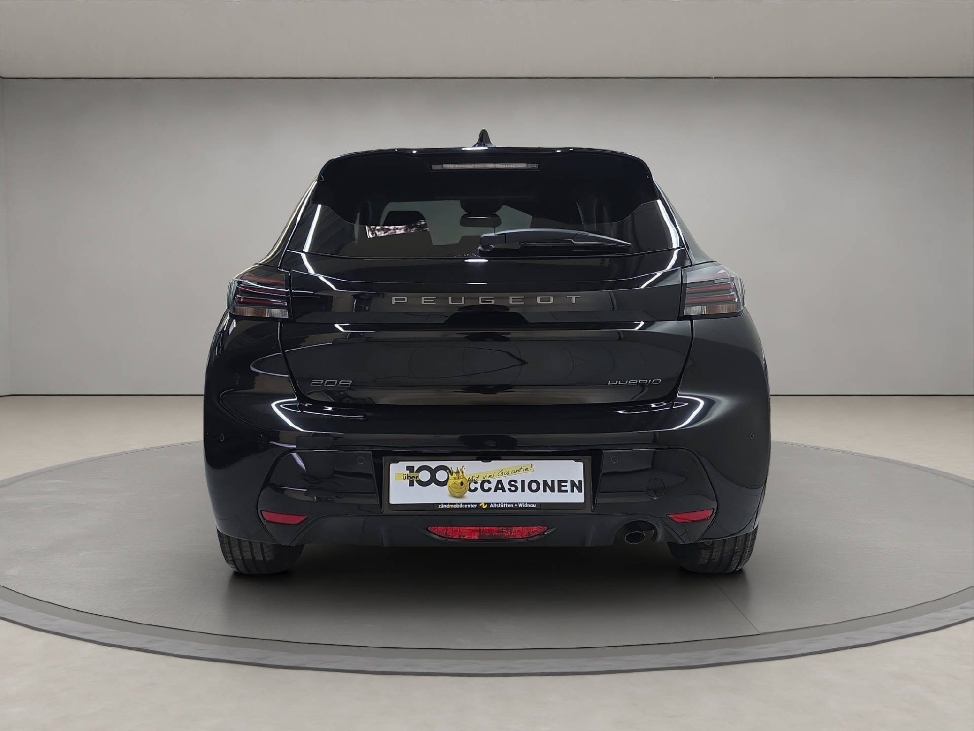 PEUGEOT 208 1.2 Hybrid Allure-image-3