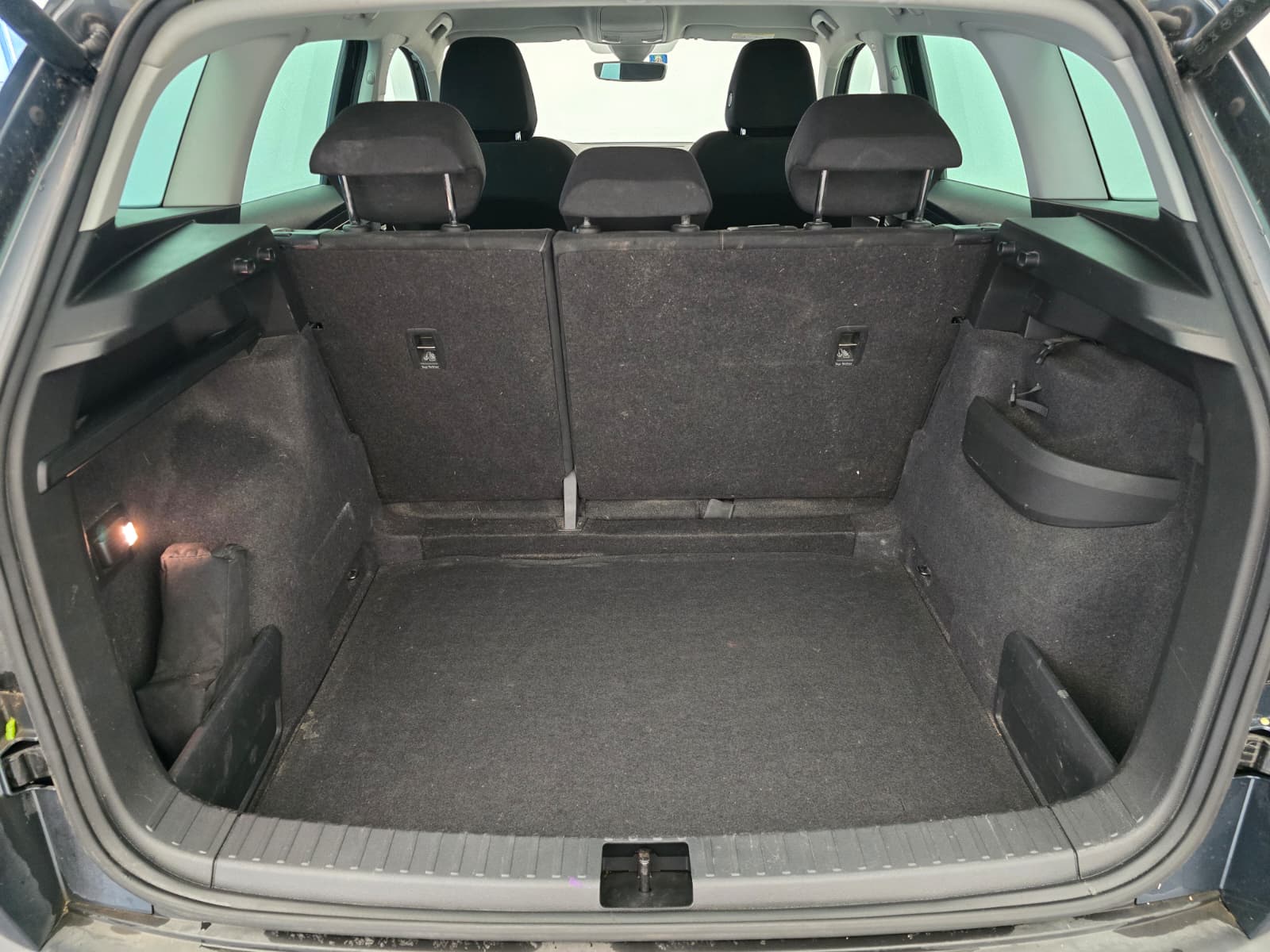 SKODA Karoq 2.0 TDI CR Style 4x4 DSG-image-15
