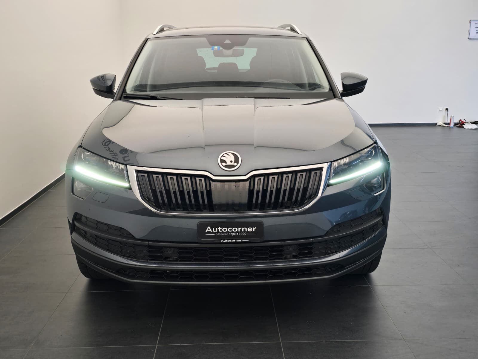 SKODA Karoq 2.0 TDI CR Style 4x4 DSG-image-3