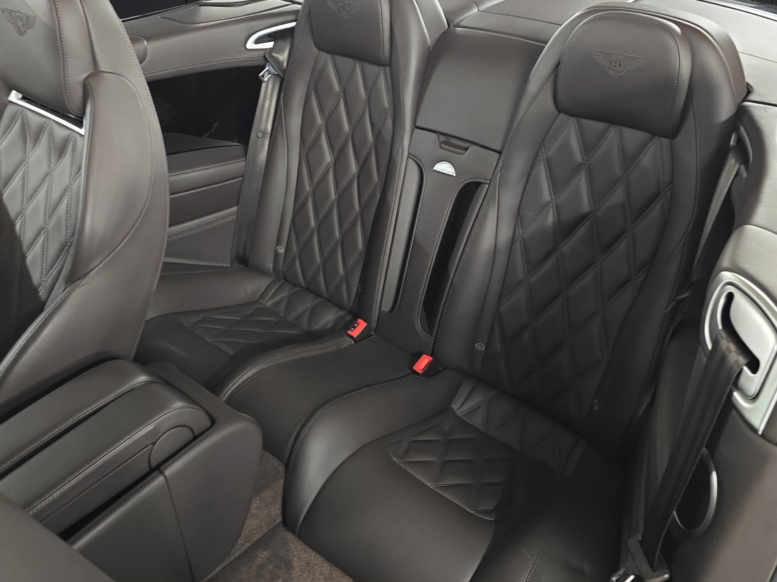 BENTLEY Continental GTC Speed 6.0 W12-image-10