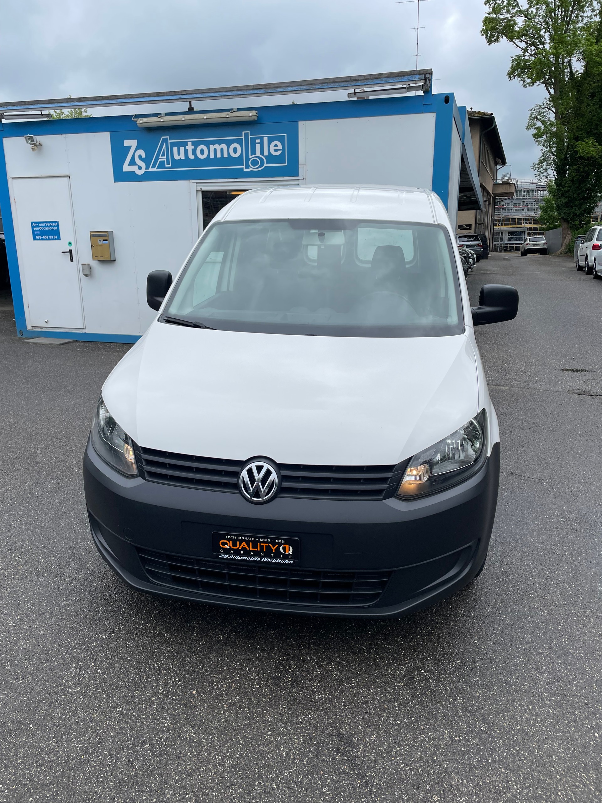 VW Caddy Maxi 1.6 TDI Blue Motion Technology-image-5